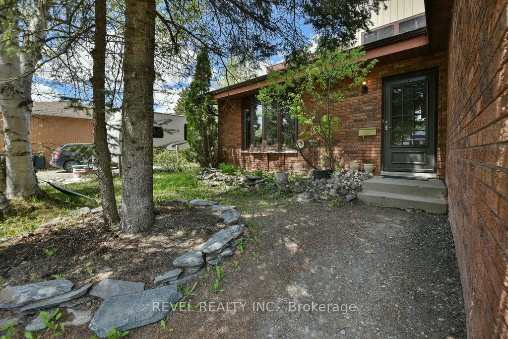 222 Earl Street photo 33