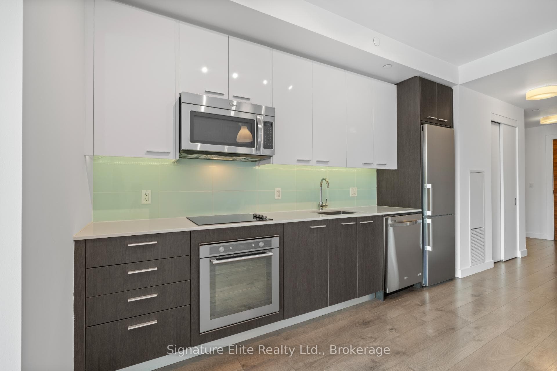 1075 Queen Street Unit 309 photo 3