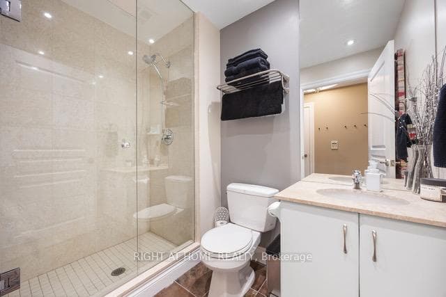 2083 Lake Shore Boulevard Unit 1108 photo 12