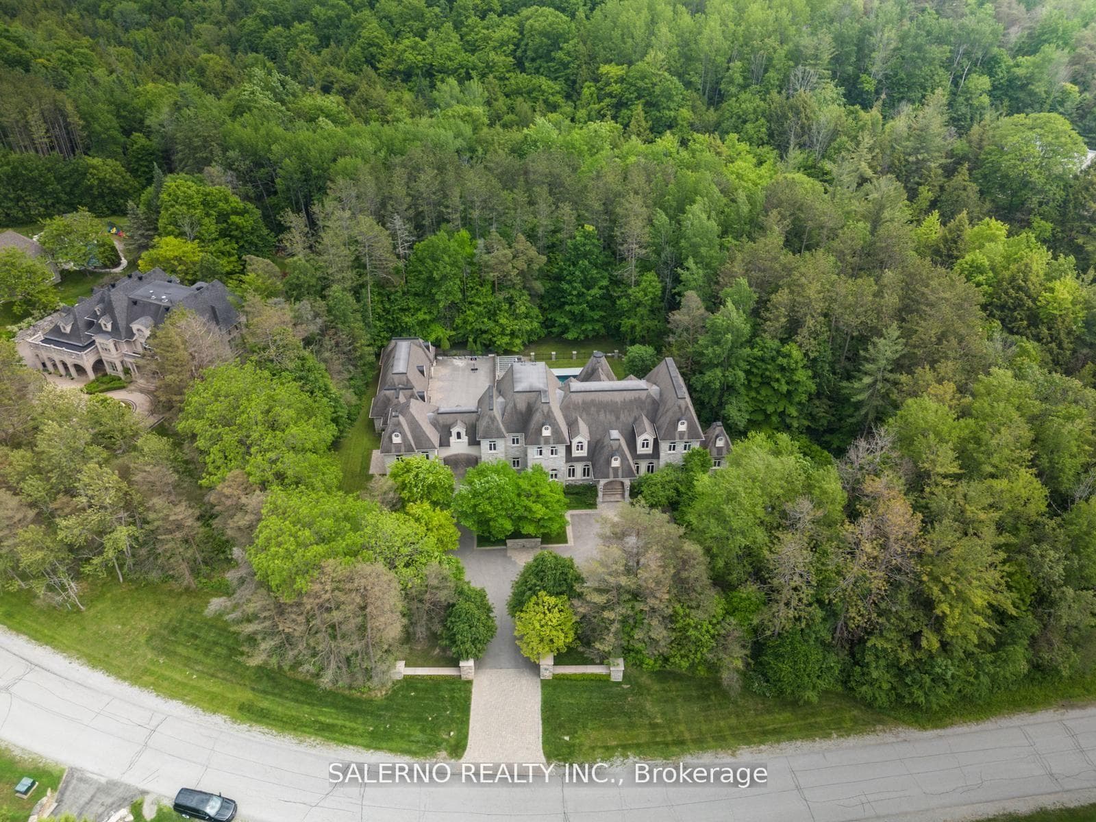 55 Greenvalley Circle photo 2