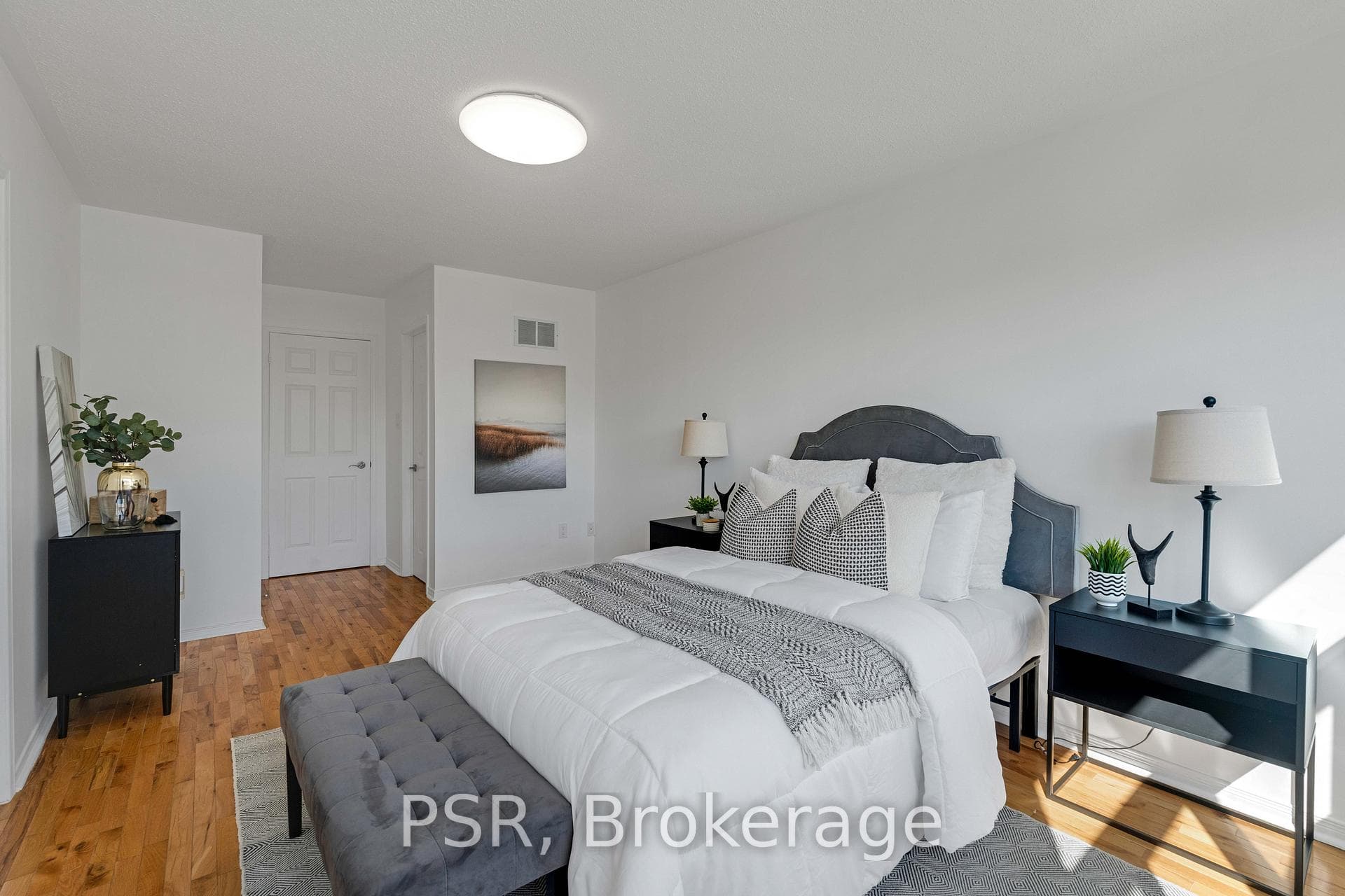 17 Ronan Crescent photo 10