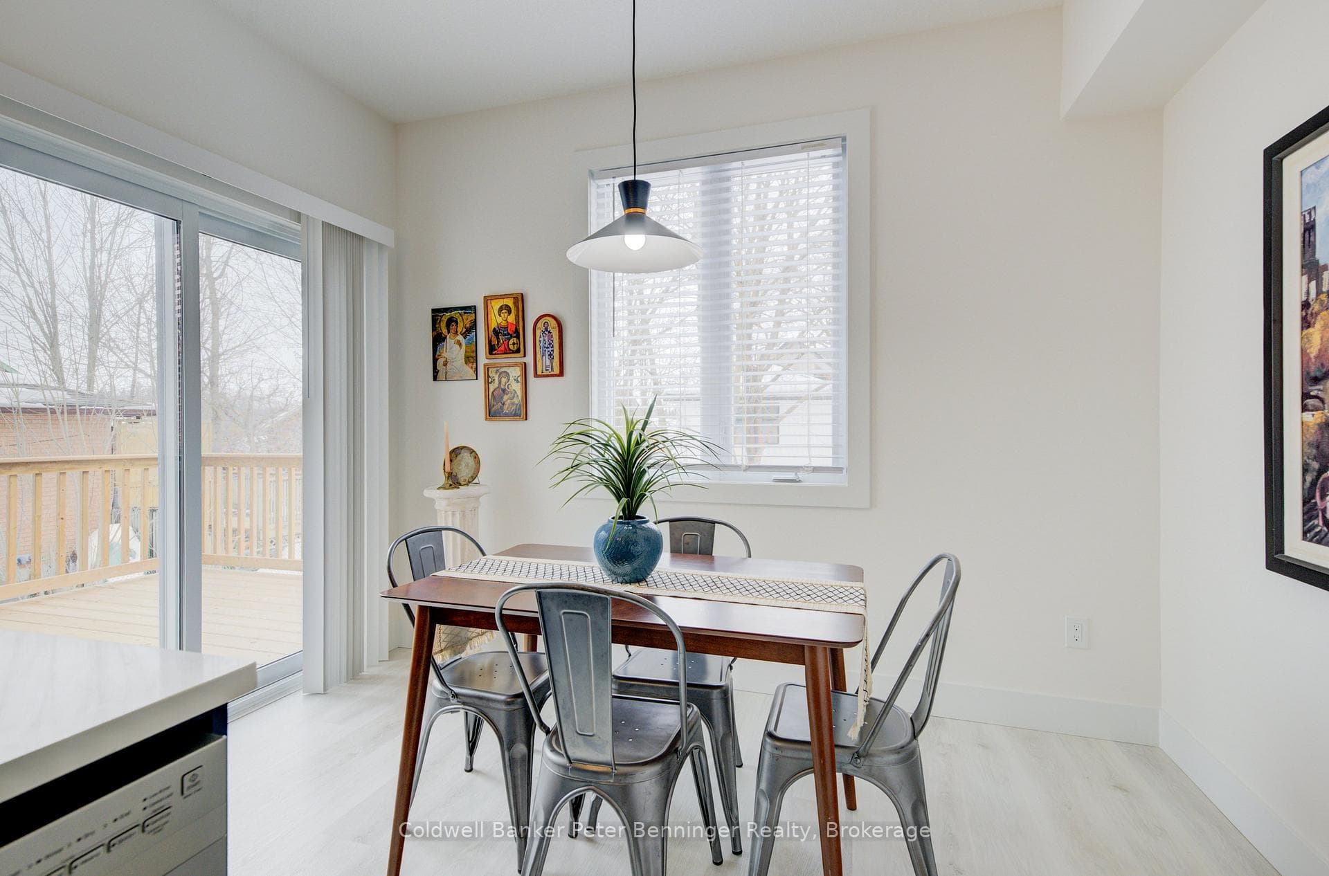 41 Queensway Drive photo 18