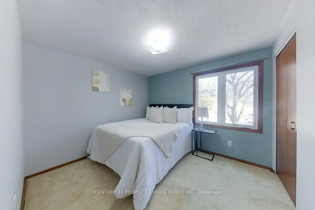 69 Bishop Court photo 20