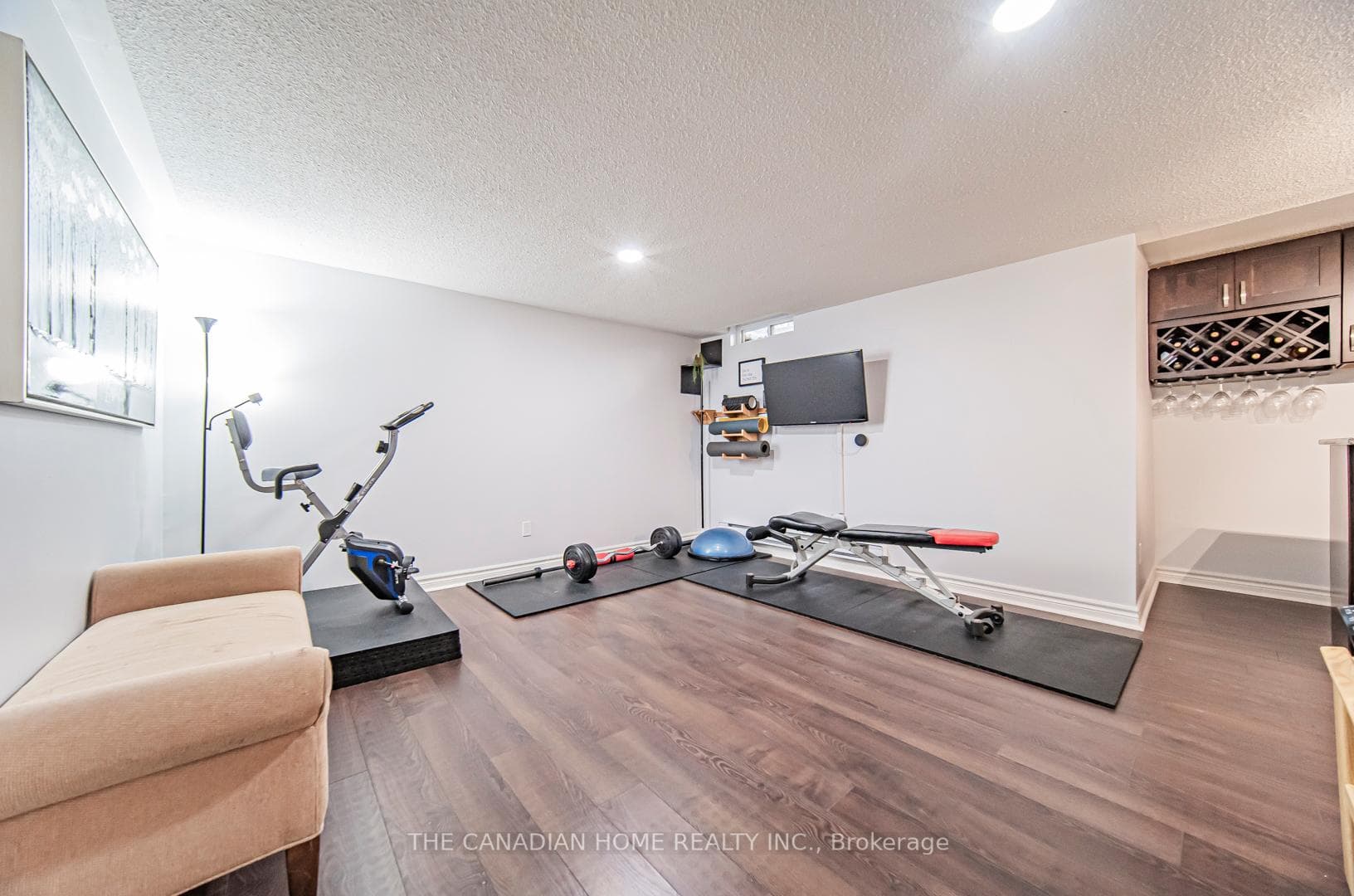 198 Antibes Drive photo 30