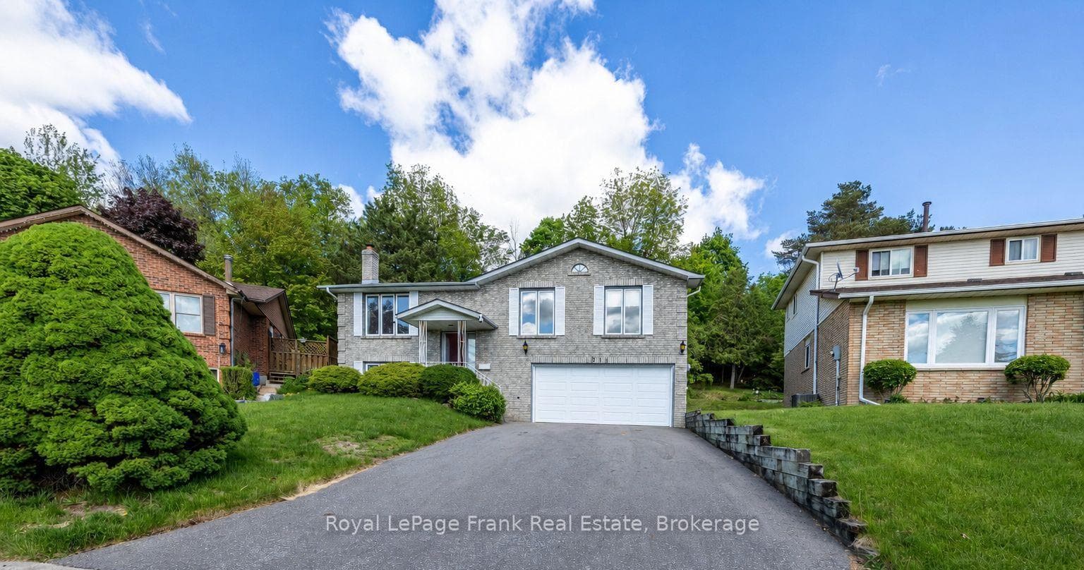 311 Cumberland Court photo 2