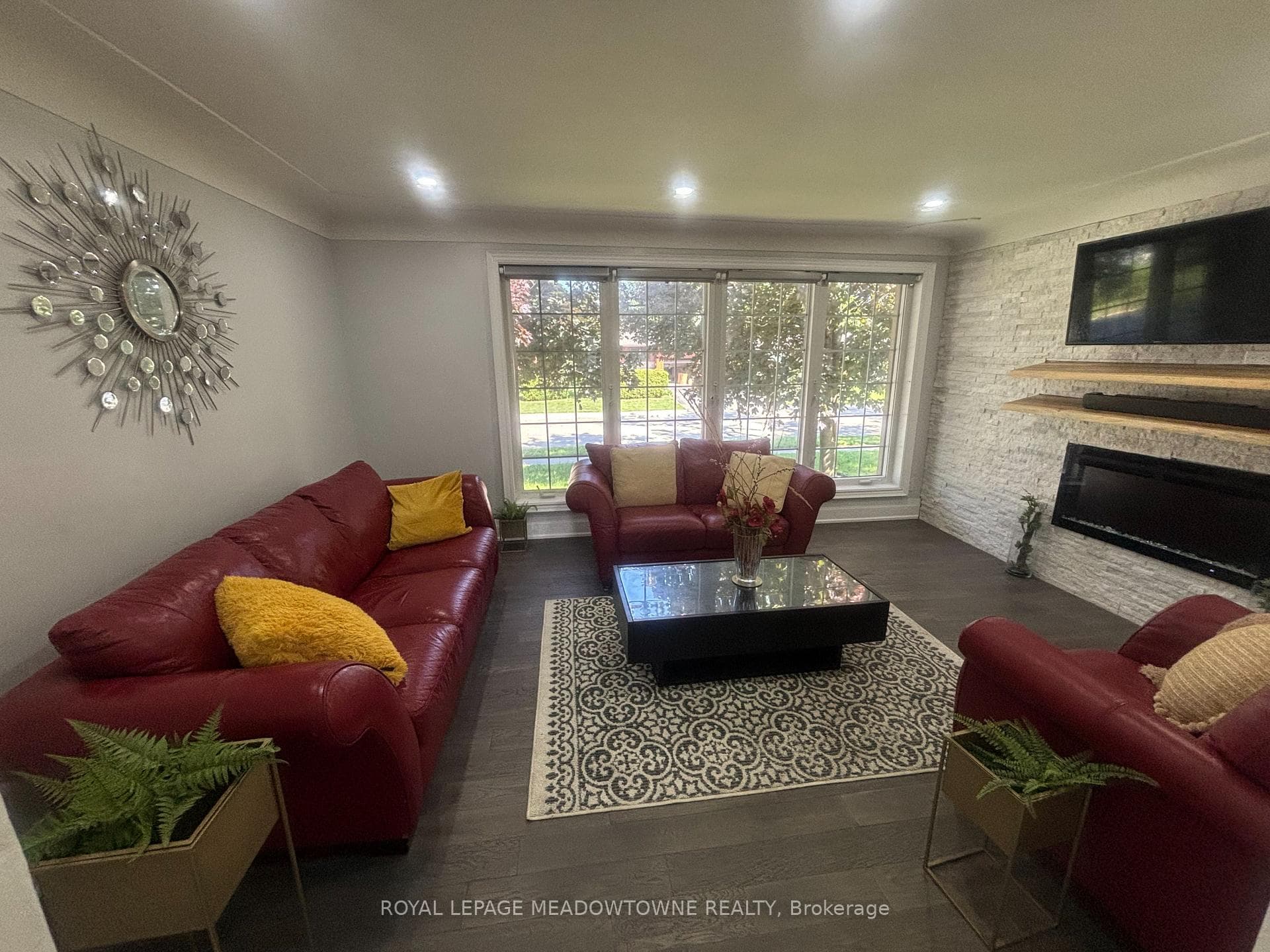 1278 Leighland Road Unit Upper photo 11