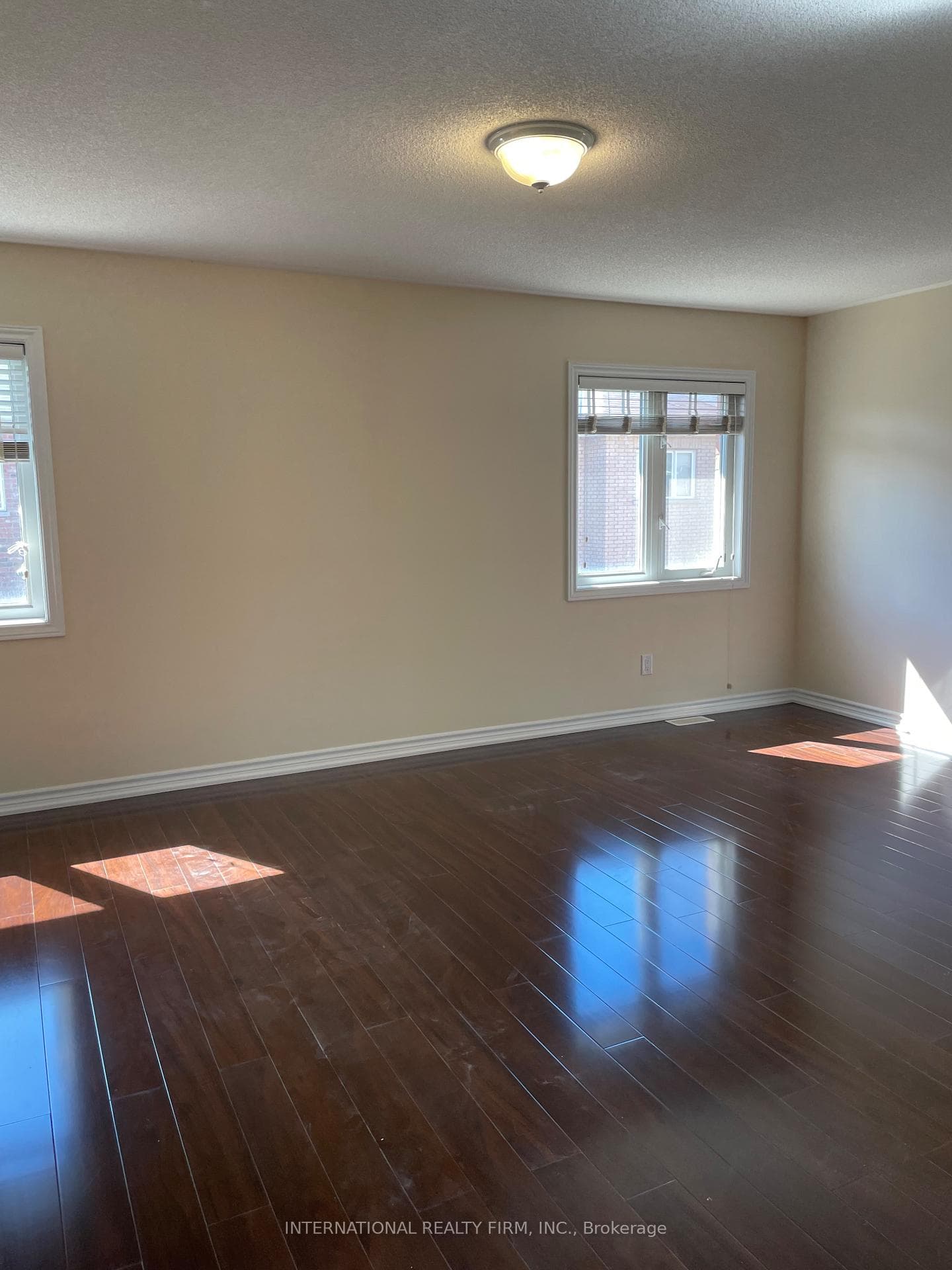 1272 Sim Place photo 49