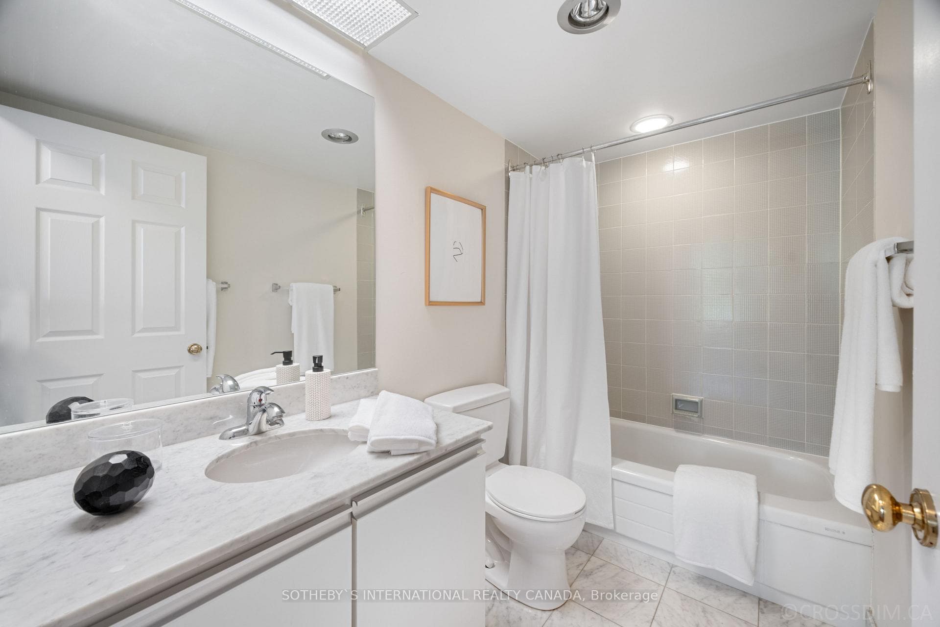 2900 Yonge Street Unit 310 photo 21