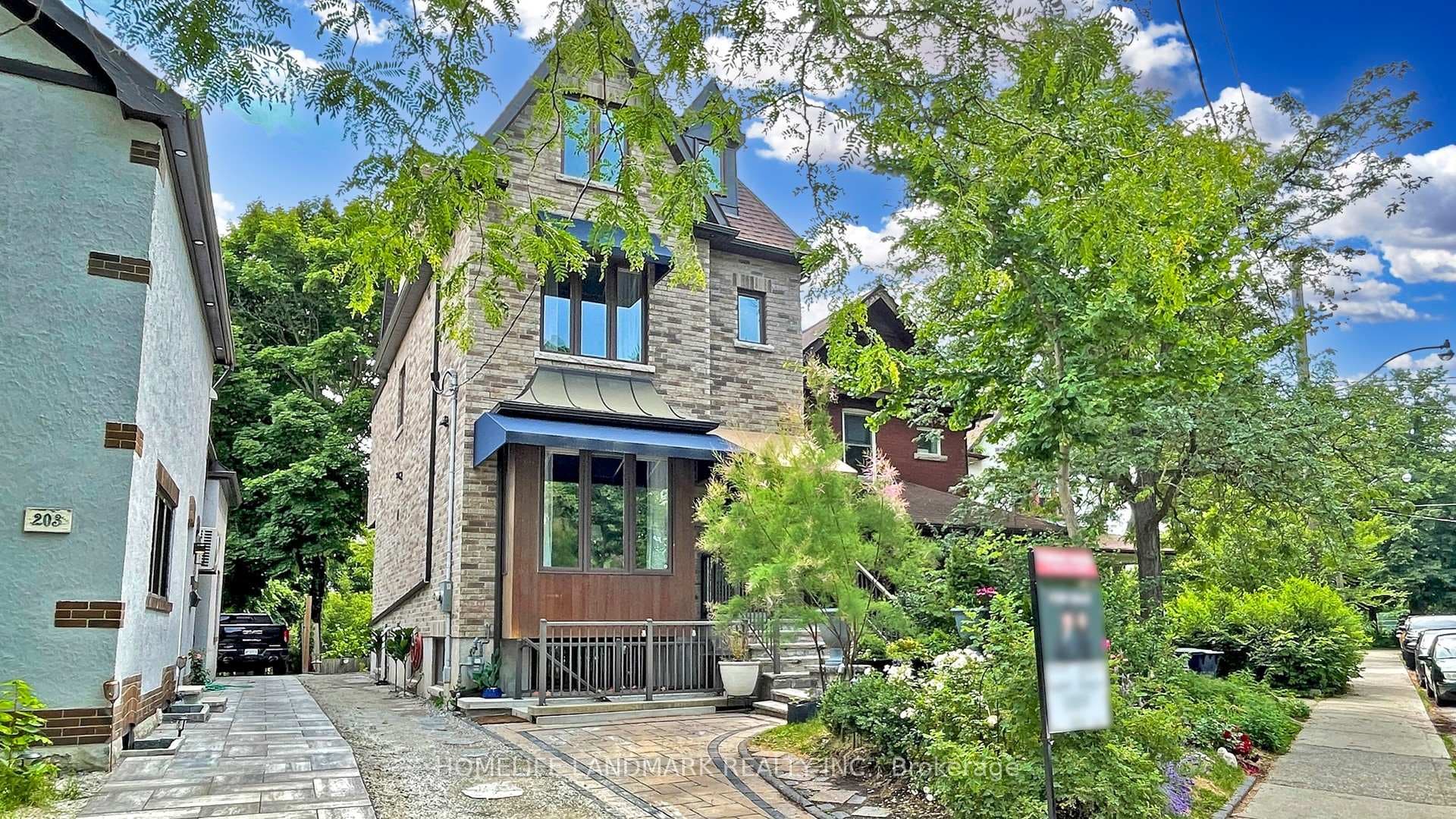 199 Oakmount Road photo 1