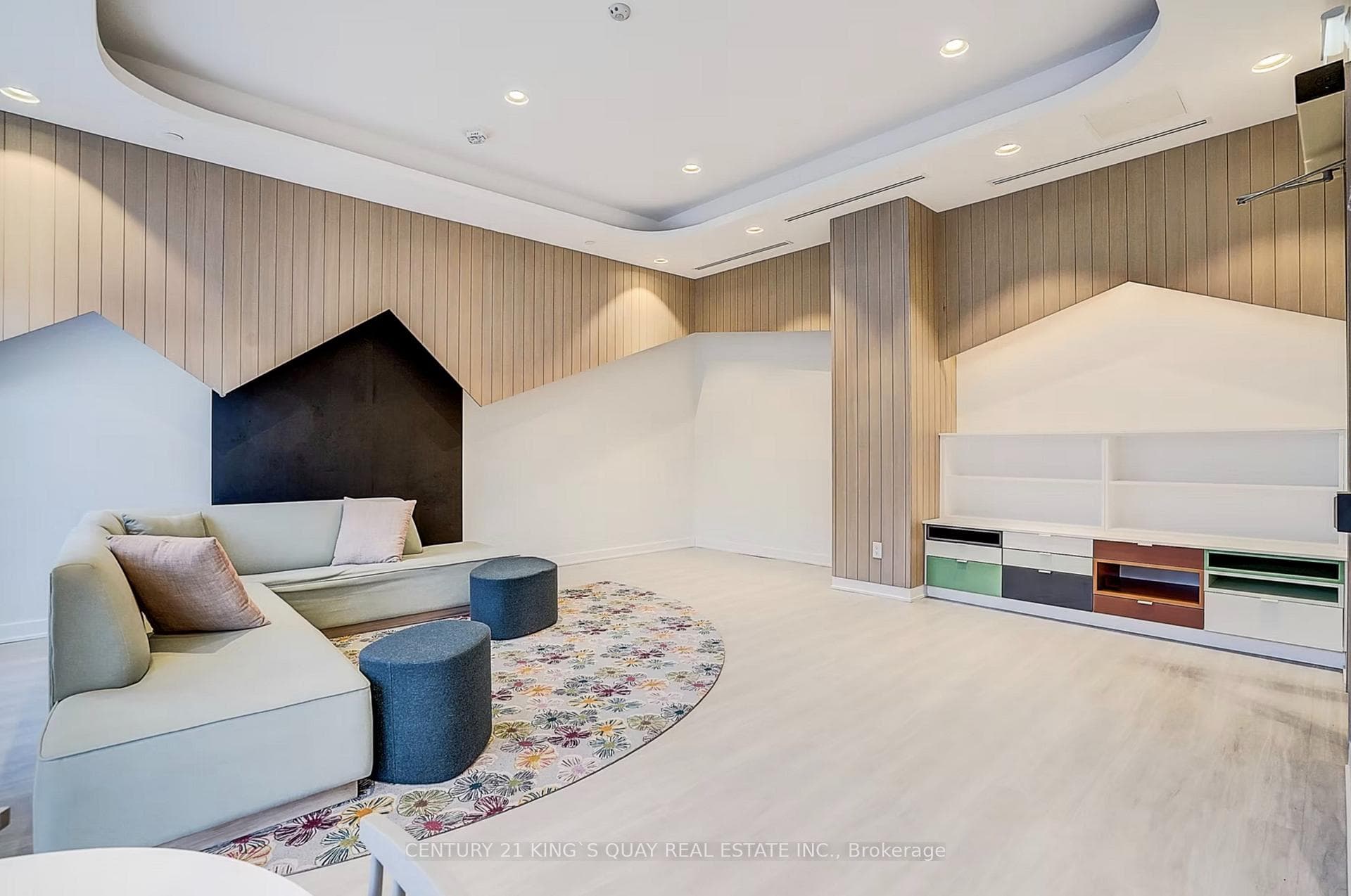 188 Fairview Mall Drive Unit 219 photo 10