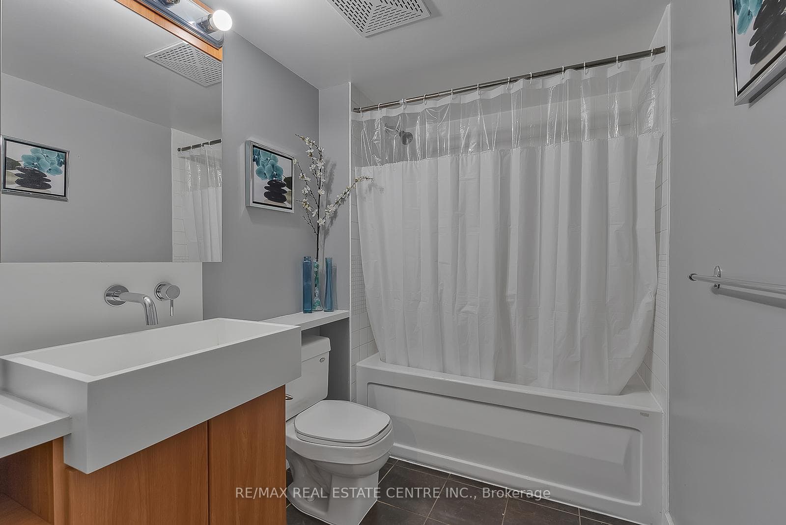 11 Brunel Court Unit 1705 photo 13