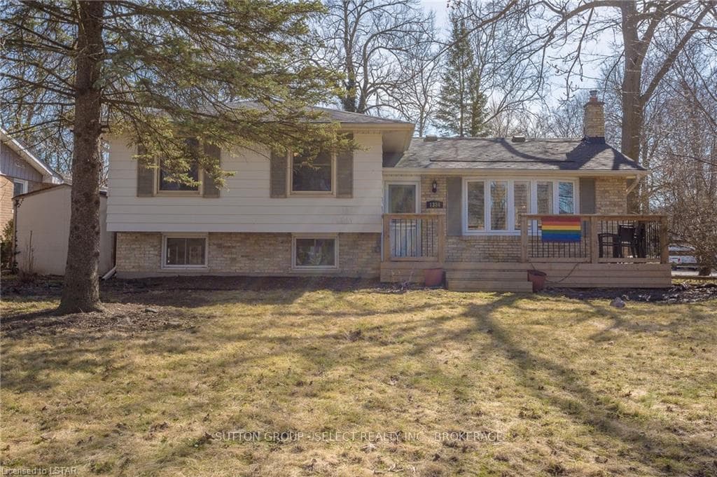 1384 LOLA Street photo 1