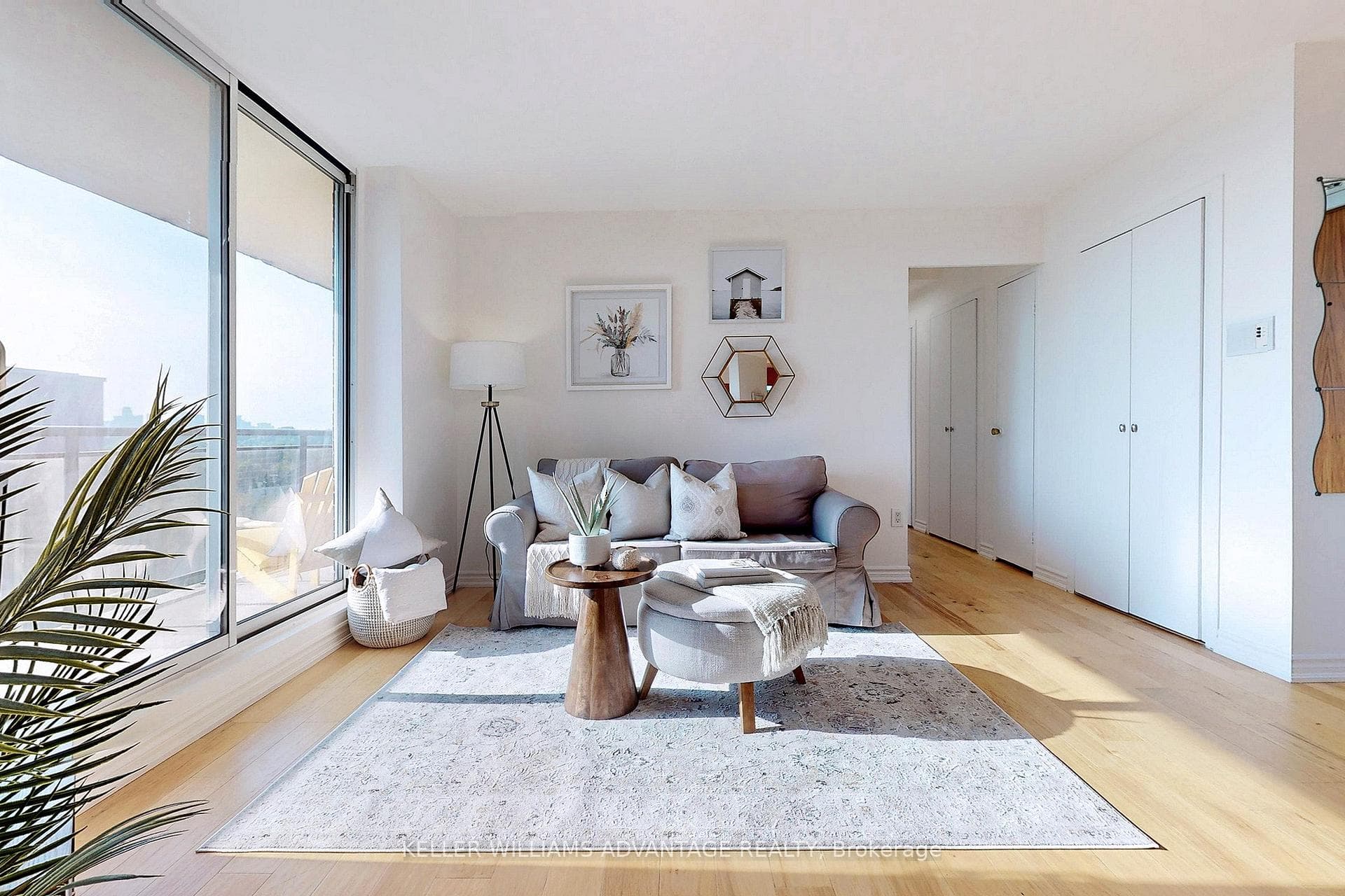 Beautiful Bright and spacious