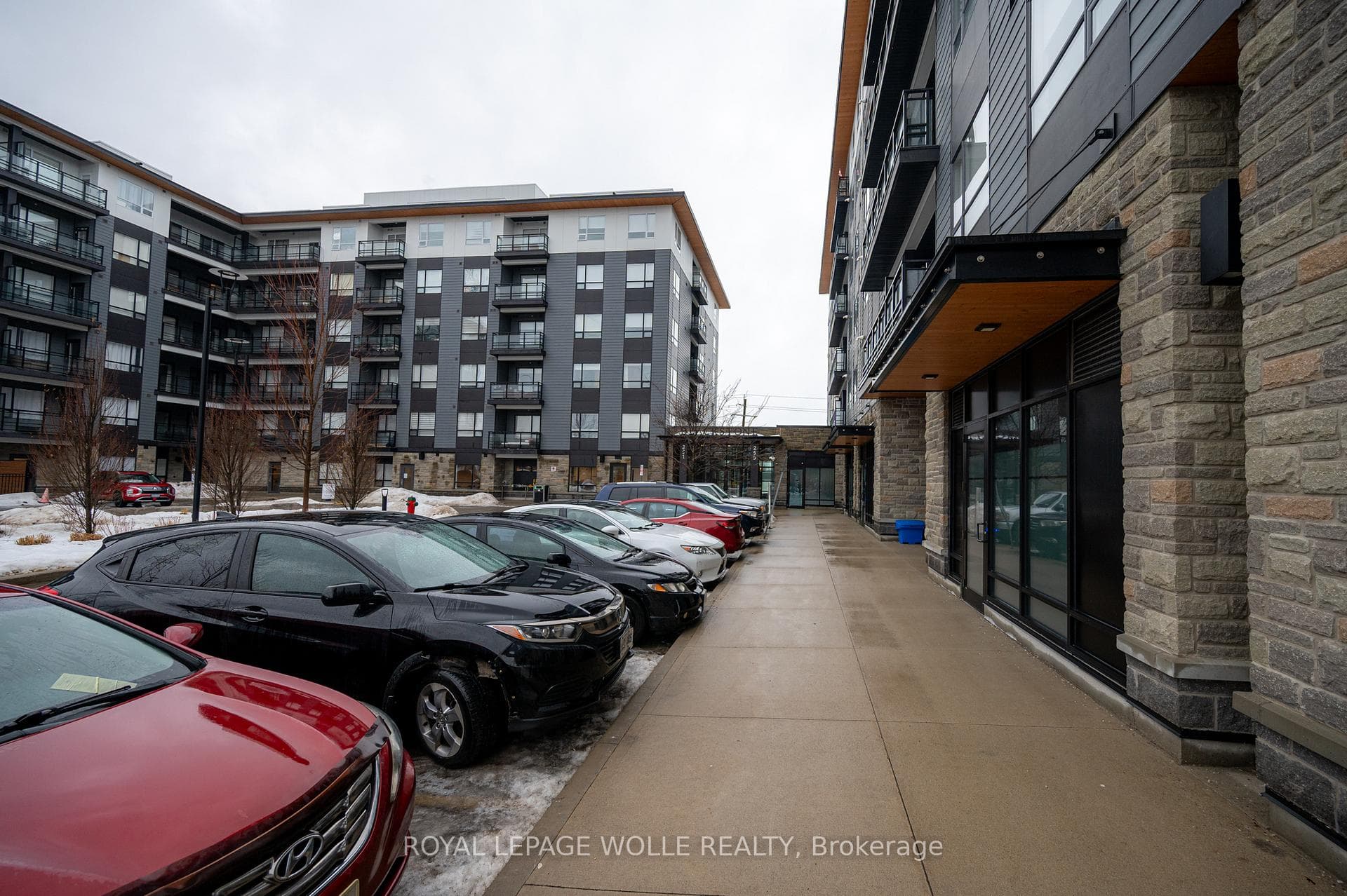 255 Northfield Drive Unit 510 photo 45