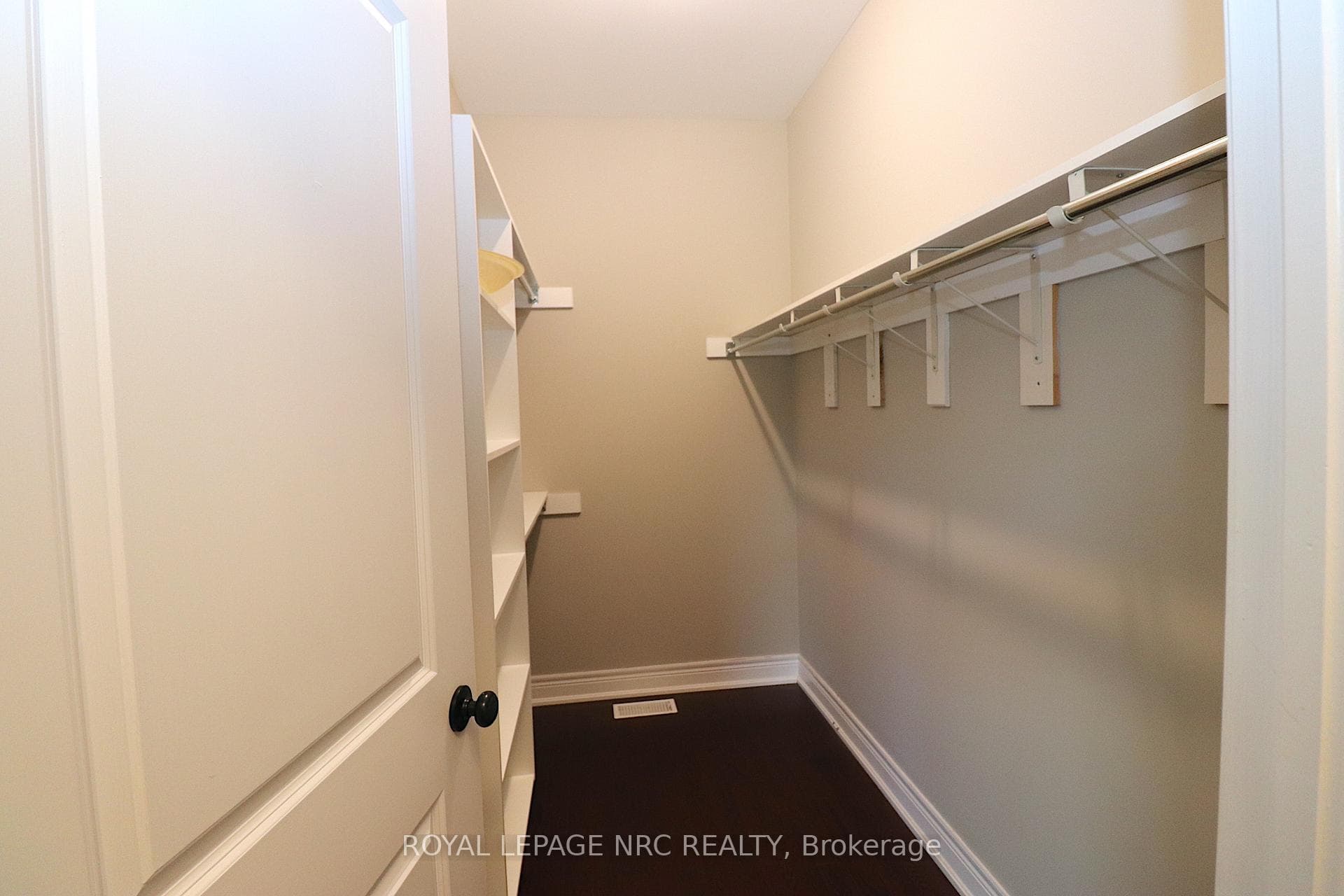 Walk in Closet