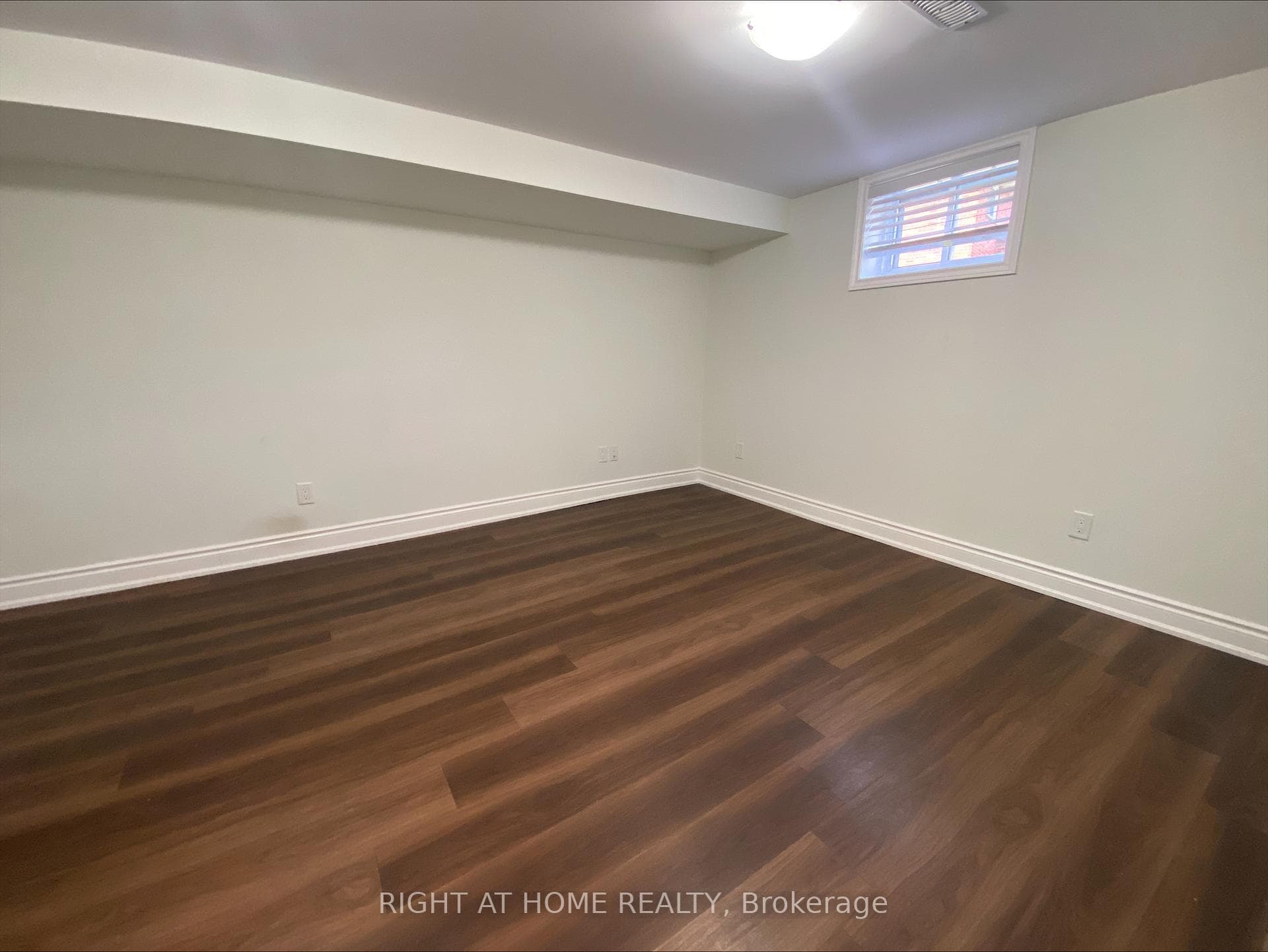 Spacious Primary