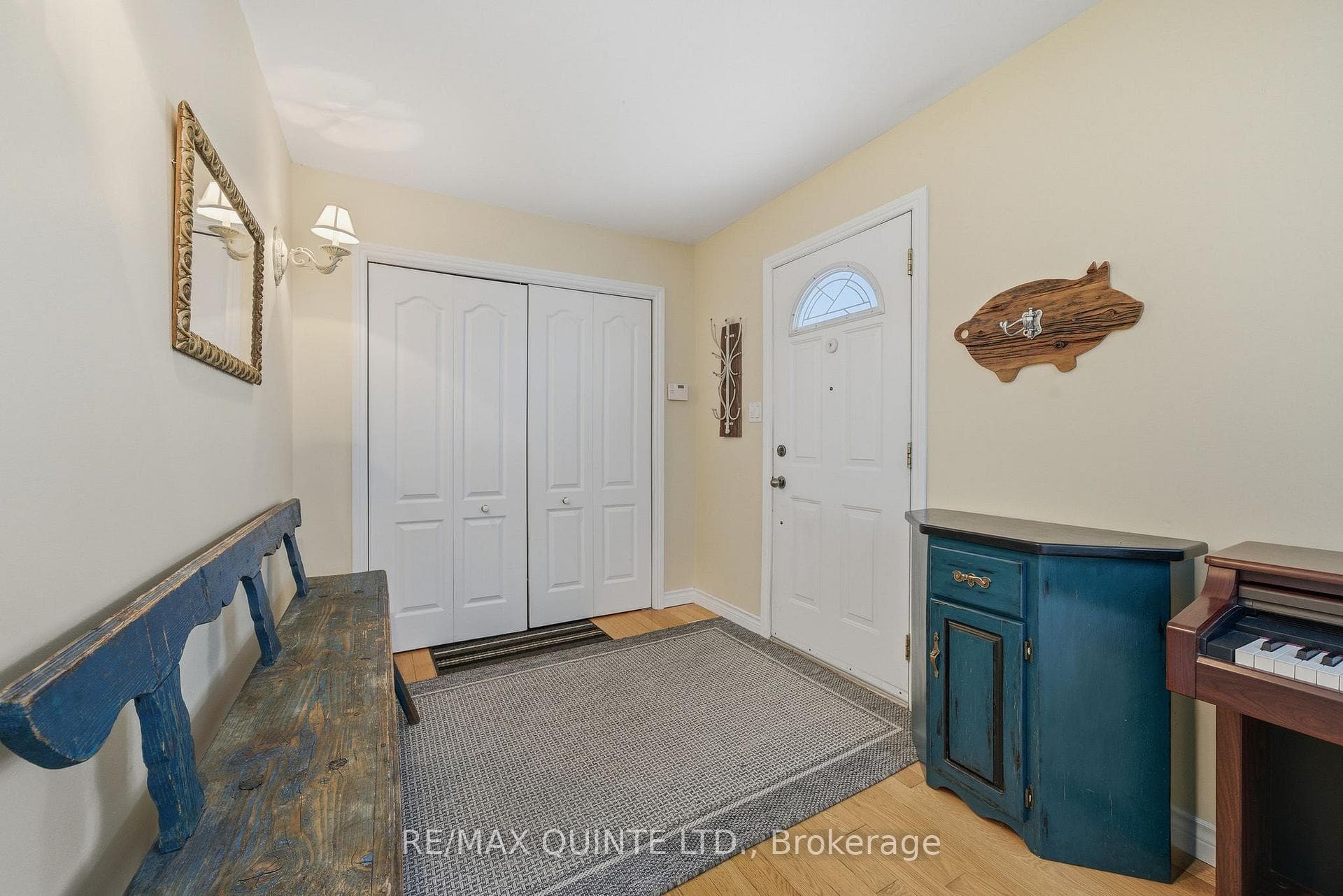 100 Creswell Drive Unit A photo 3