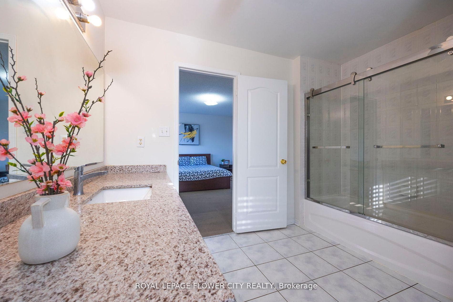 8 Field Thistle Drive photo 18