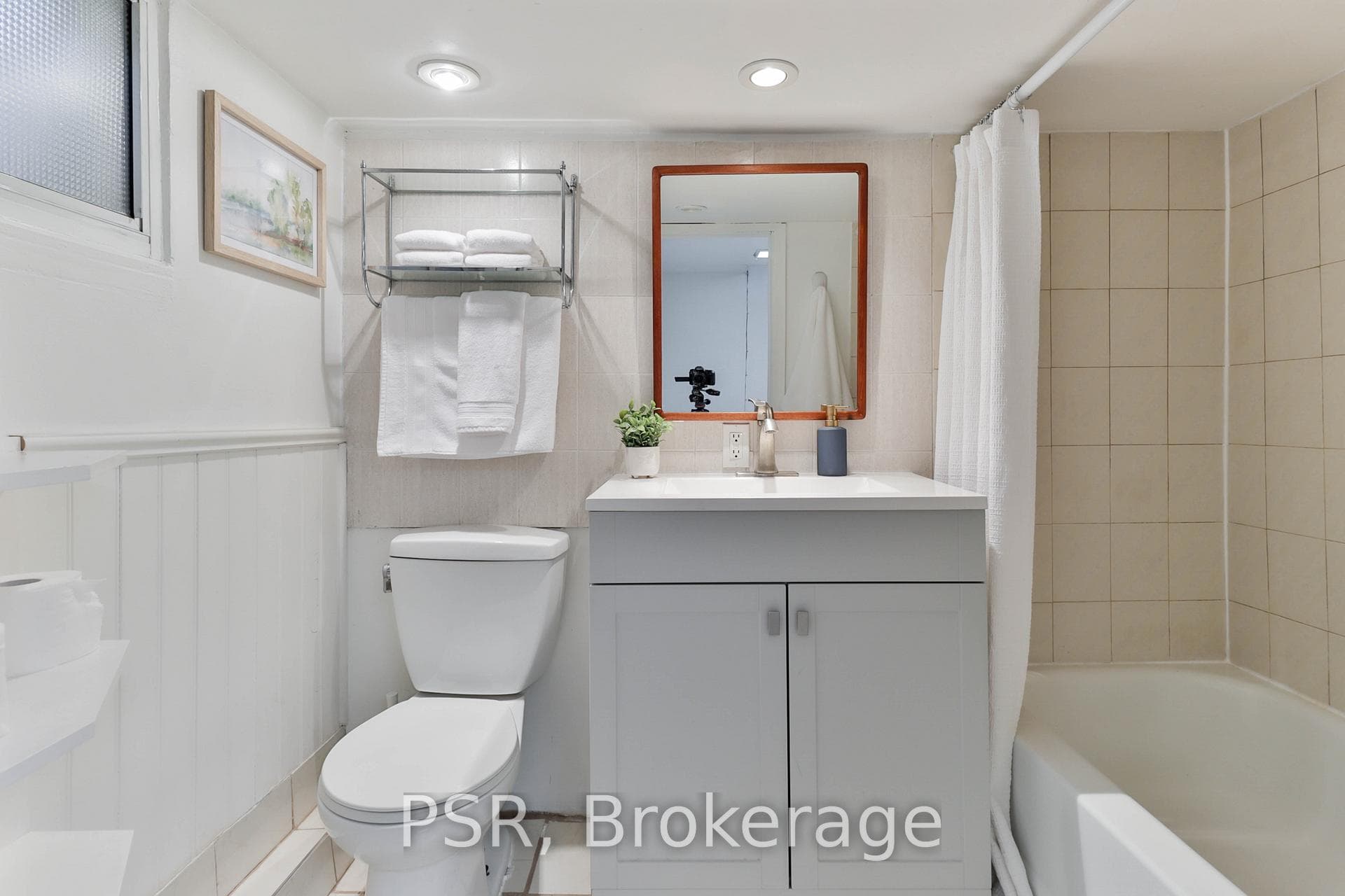 175 Maria Street photo 29