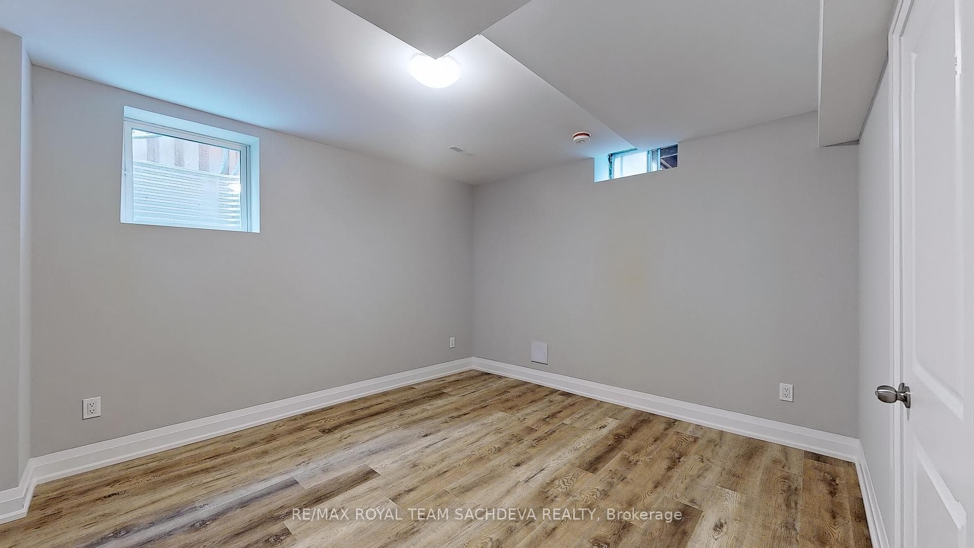 36 Kennett Drive photo 12