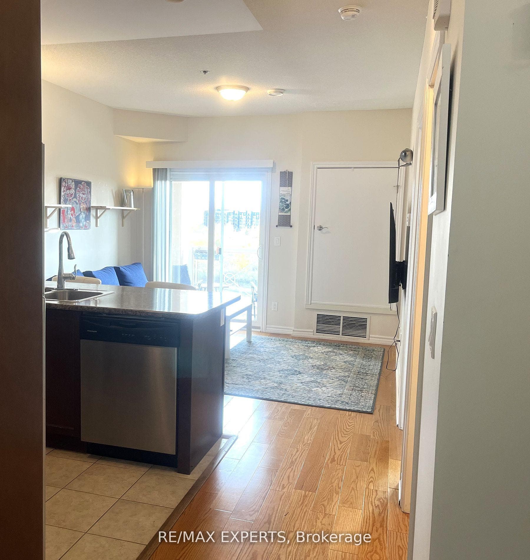 1360 Costigan Road Unit 303 photo 3
