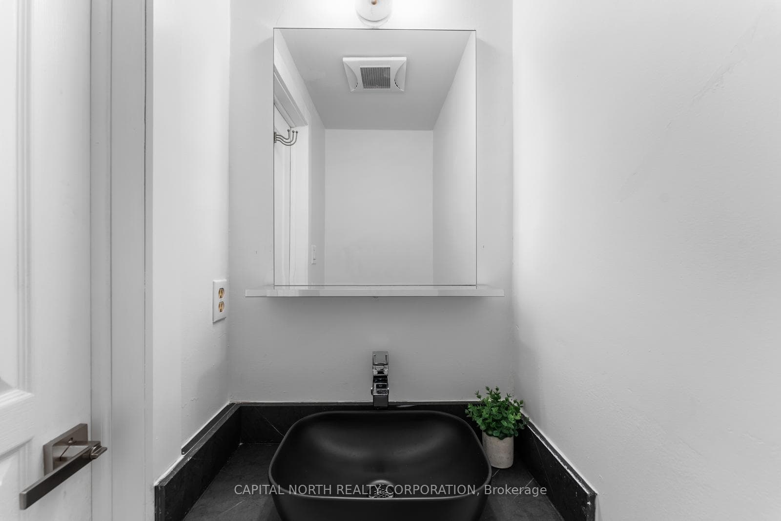 63 Pondtail Drive photo 23