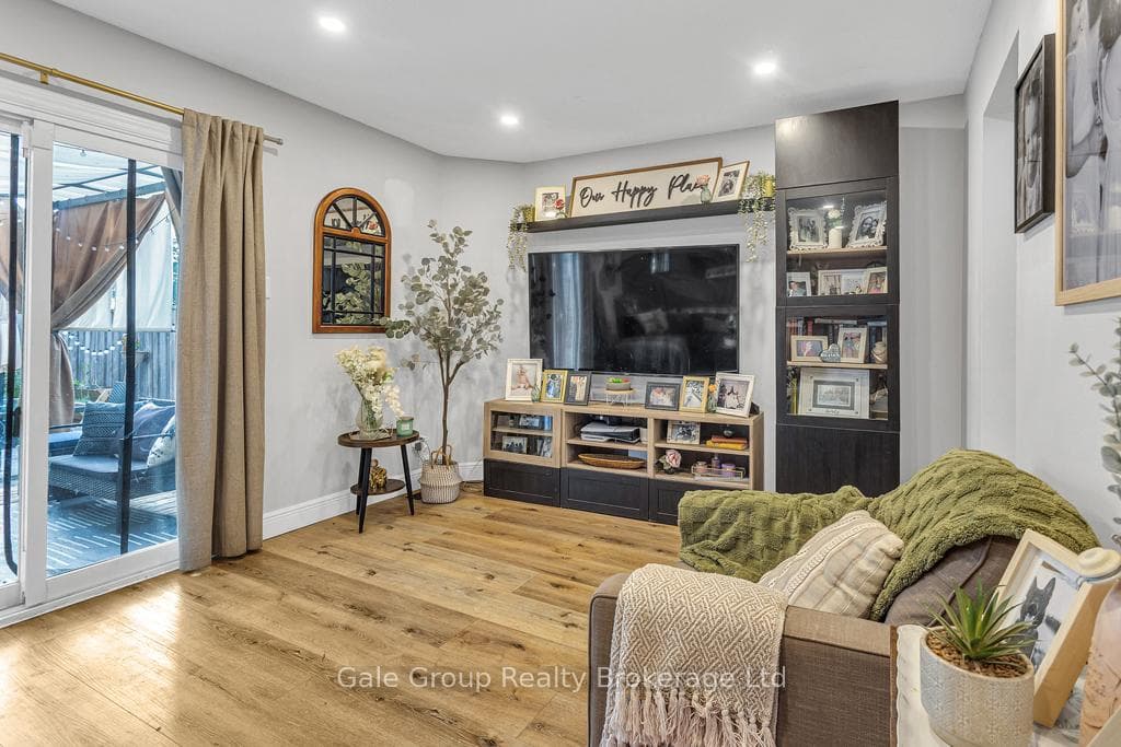 39 BLANDFORD Street Unit 4 photo 4