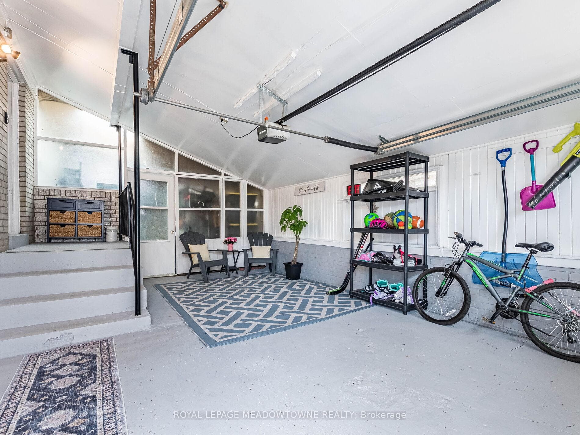 48 Chatsworth Drive photo 46