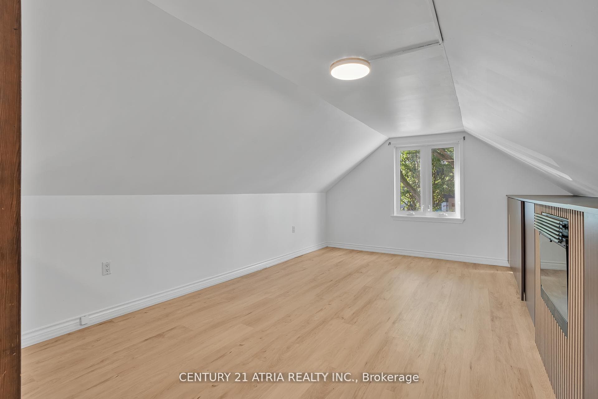 13 Sunnydale Drive photo 22