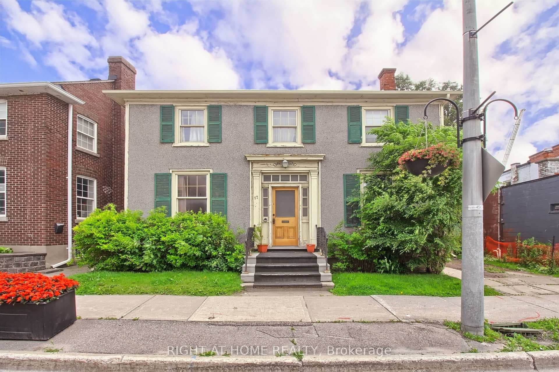 17 Wellington Street photo 1