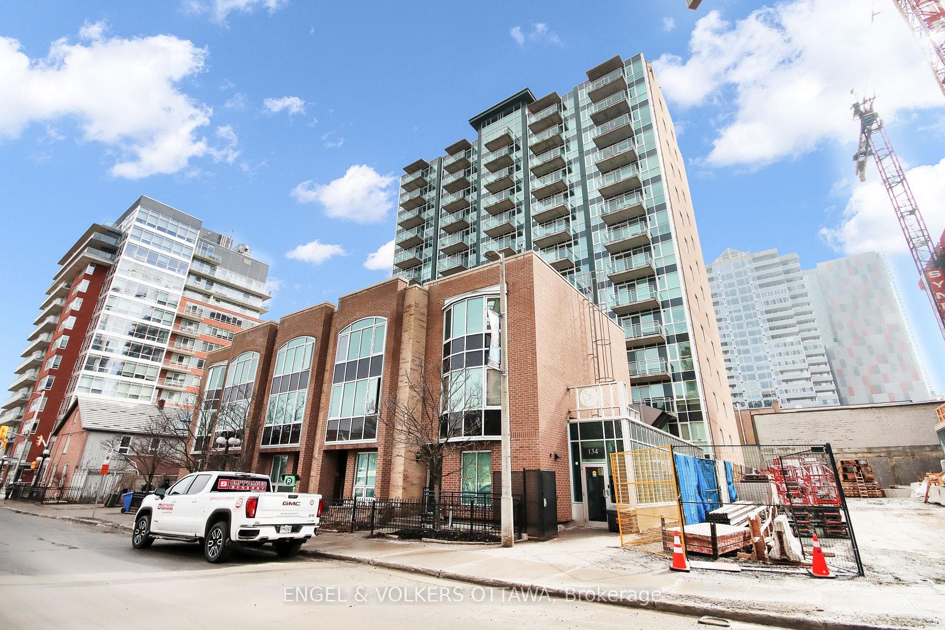 134 York Street Unit 607 photo 3