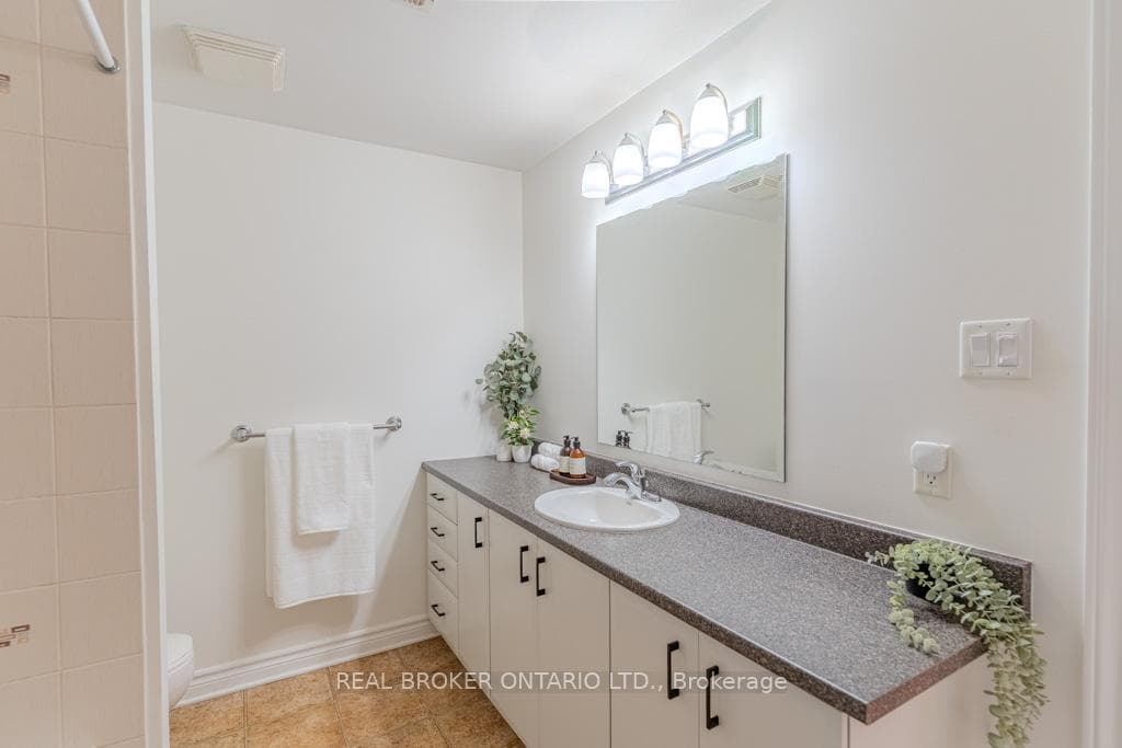 176 Paseo Private Unit 2 photo 28