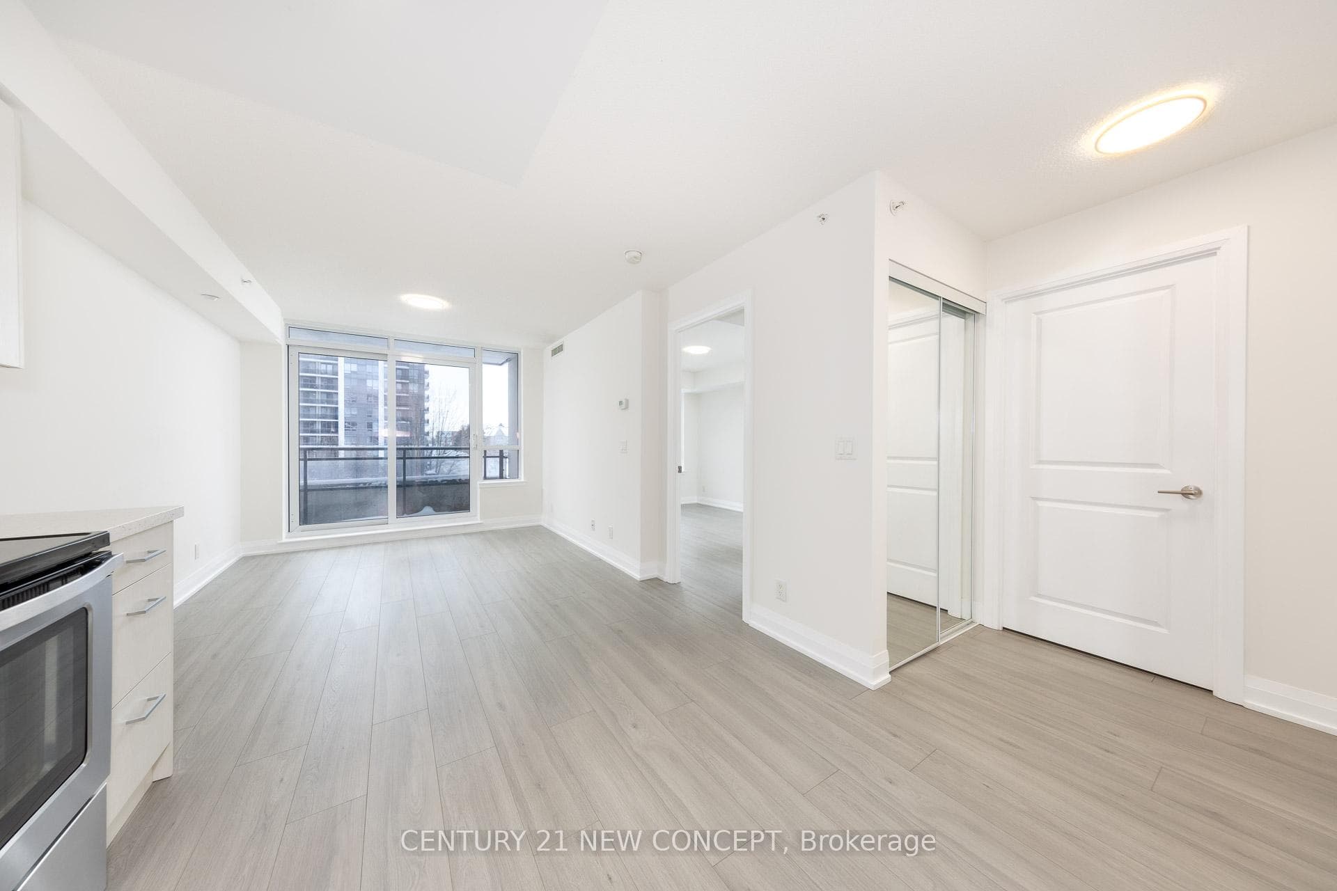 372 Highway 7 East Road Unit 322 photo 9