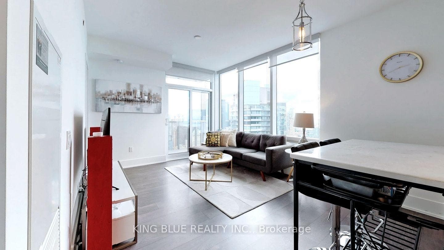 10 York Street Unit 5103 photo 6