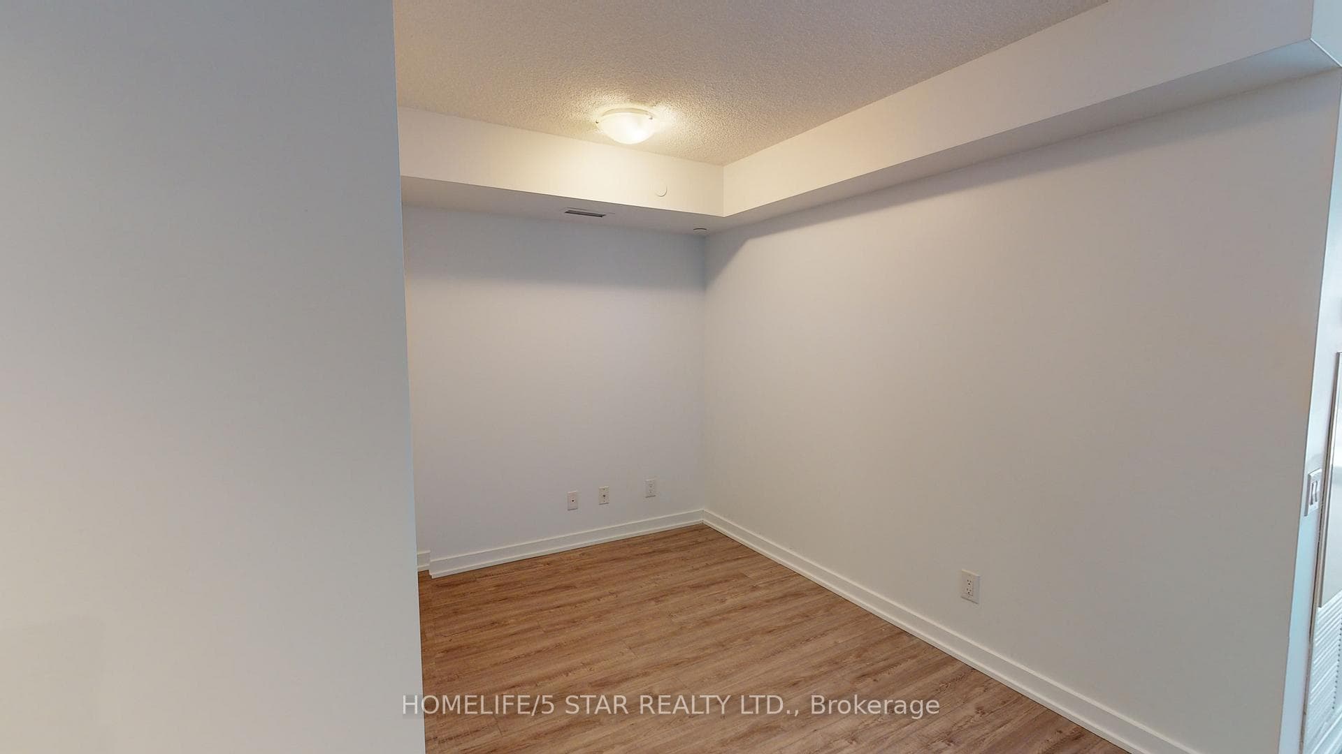 72 Esther Shiner Boulevard Unit 908 photo 8