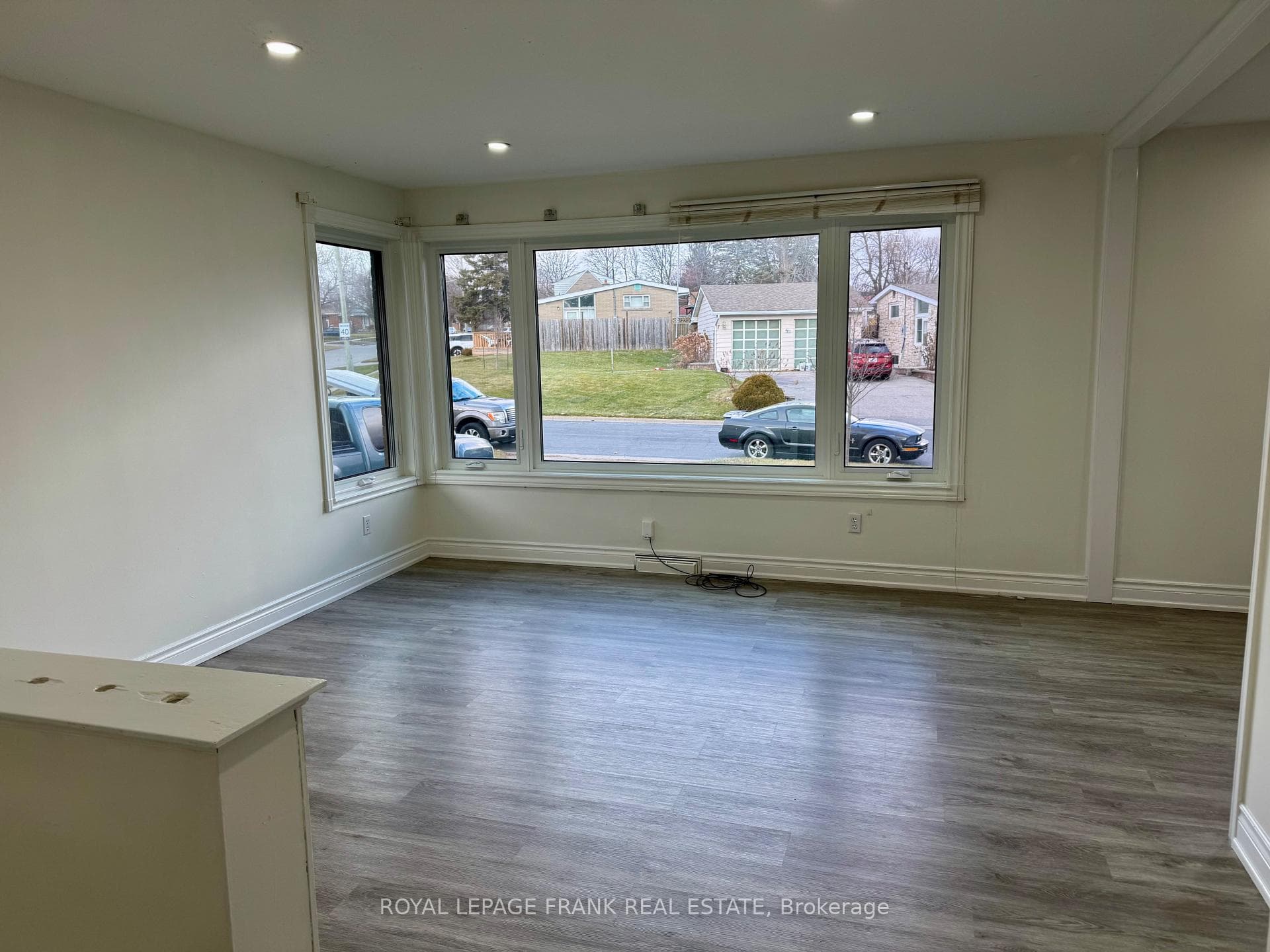 181 Southlawn Avenue photo 13
