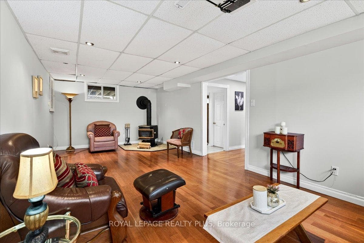 4452 Delaney Drive photo 34