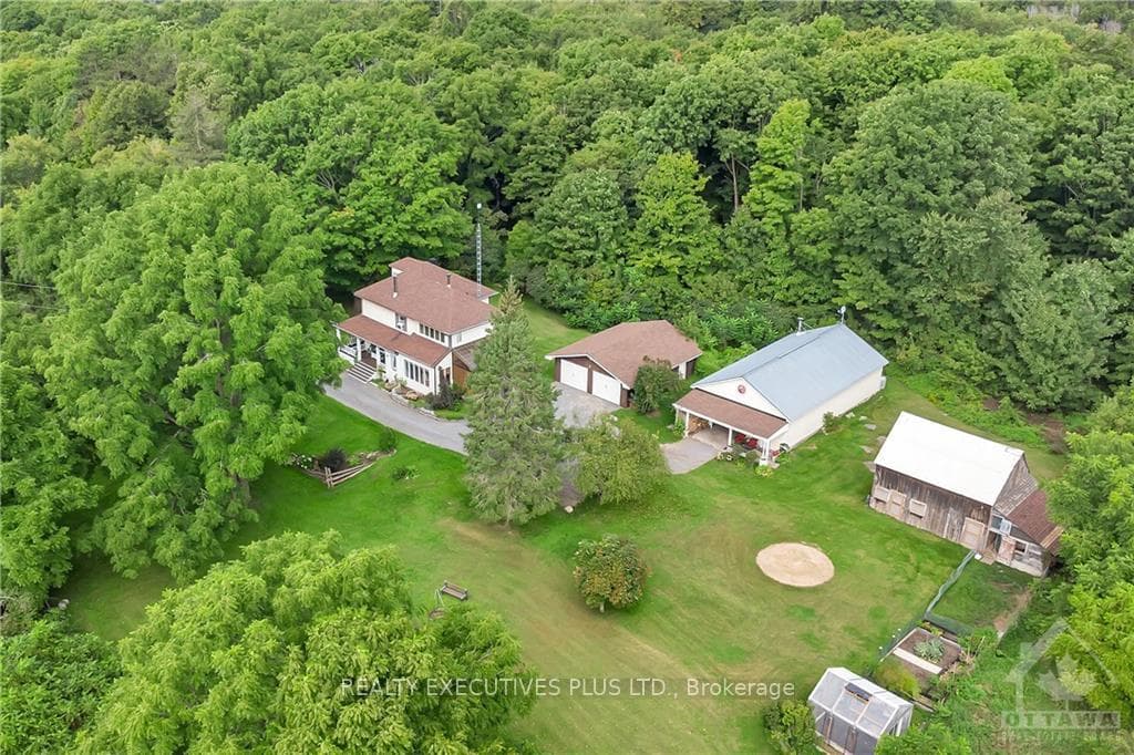 210 COUNTY RD 9 Road photo 1