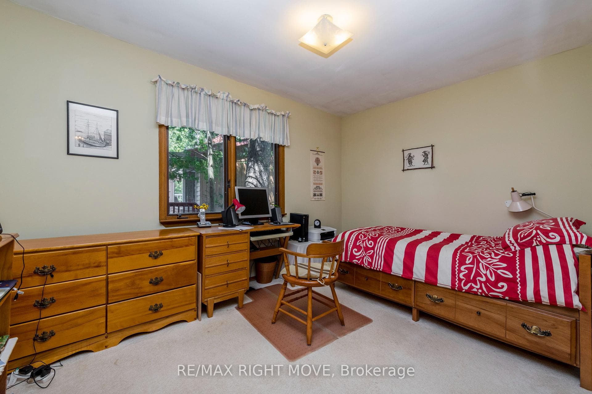 5498 Fawn Bay Road photo 15