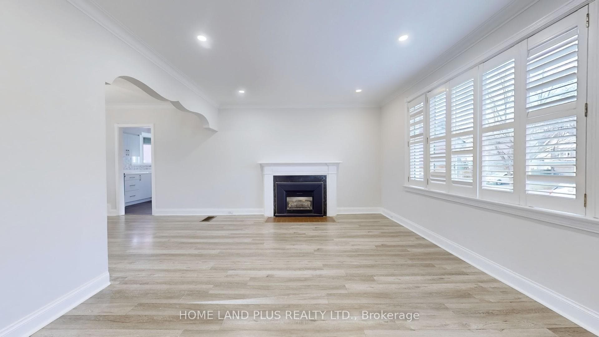257 Joicey Boulevard photo 5