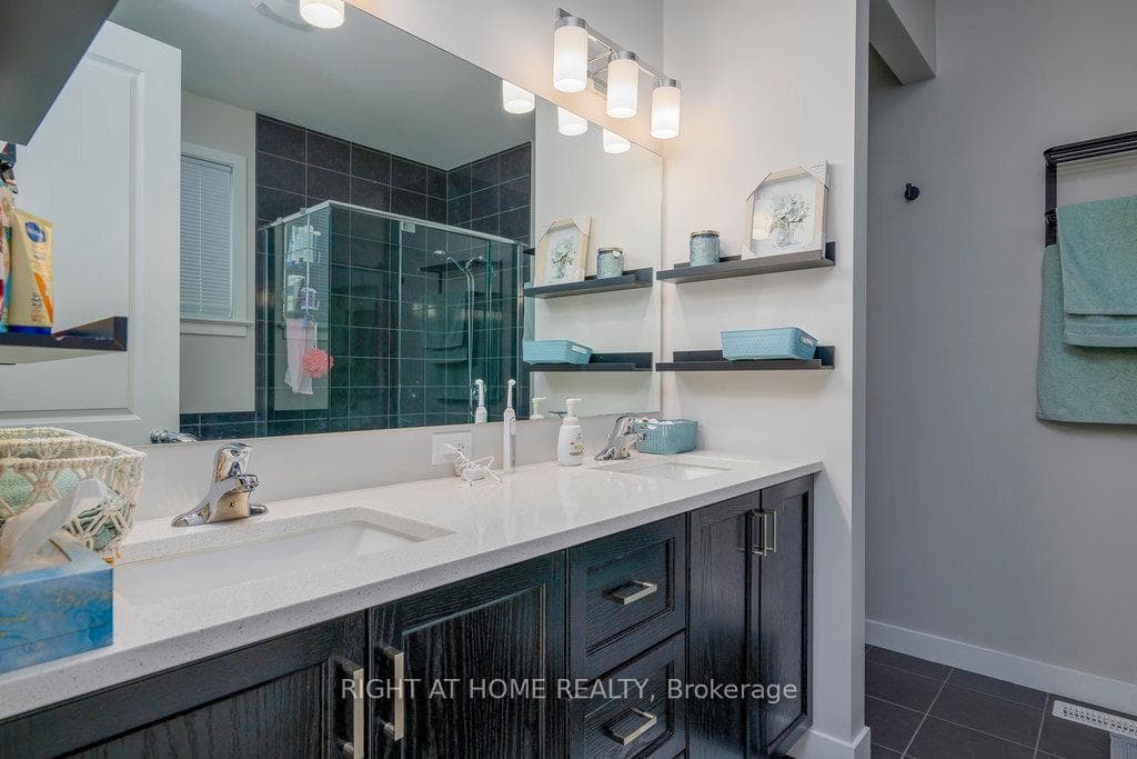 159 Boulonnais Grove photo 24