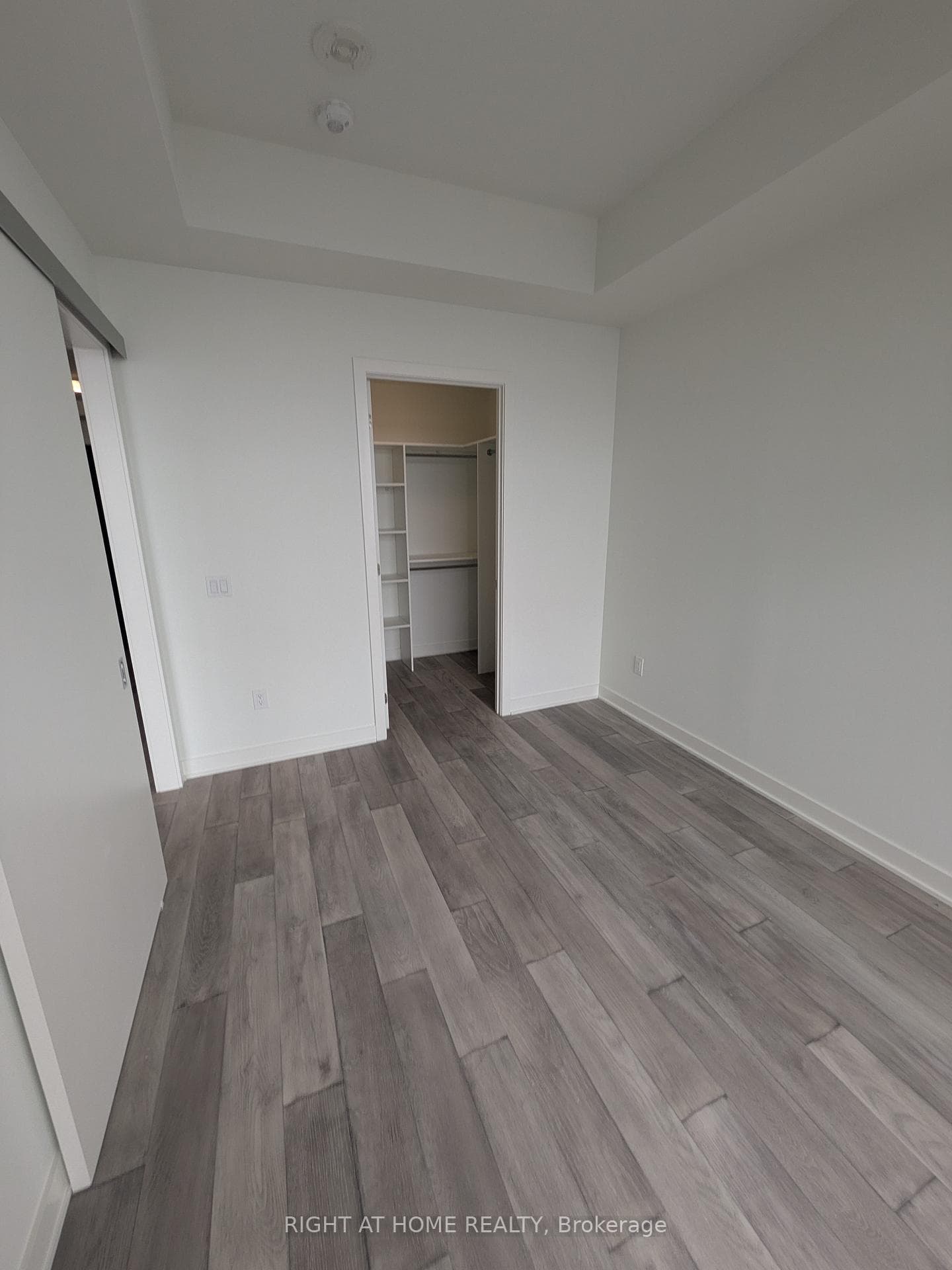 11 Yorkville Avenue Unit 5601 photo 11