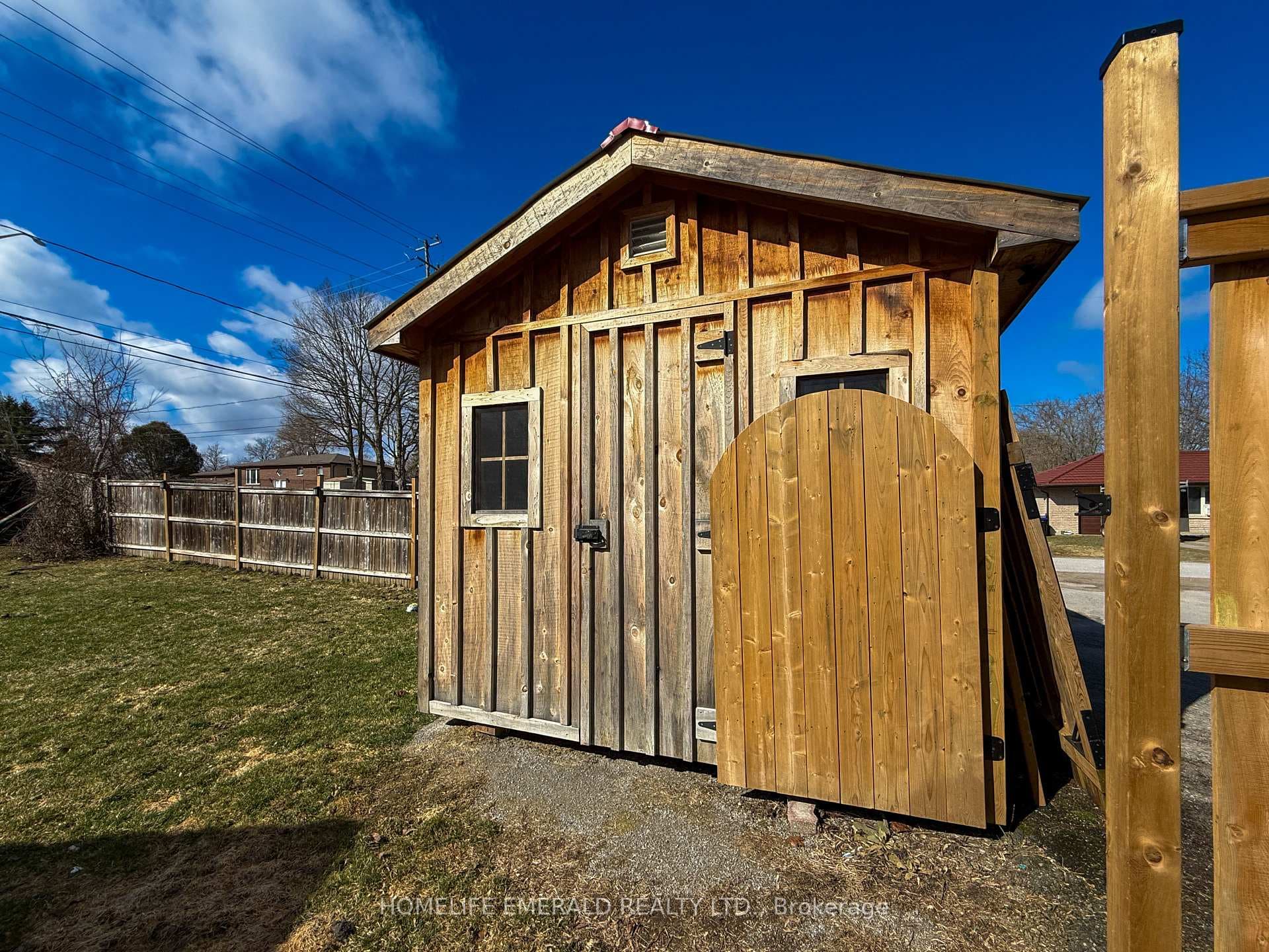 74 VERNON Street photo 31