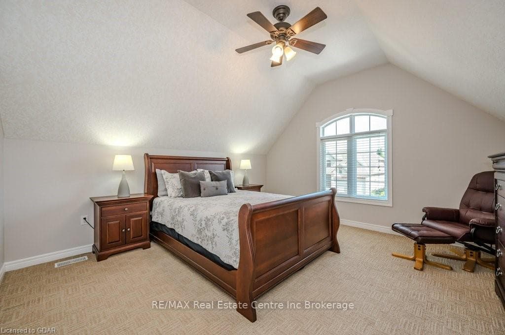 122 KORTRIGHT Road photo 19
