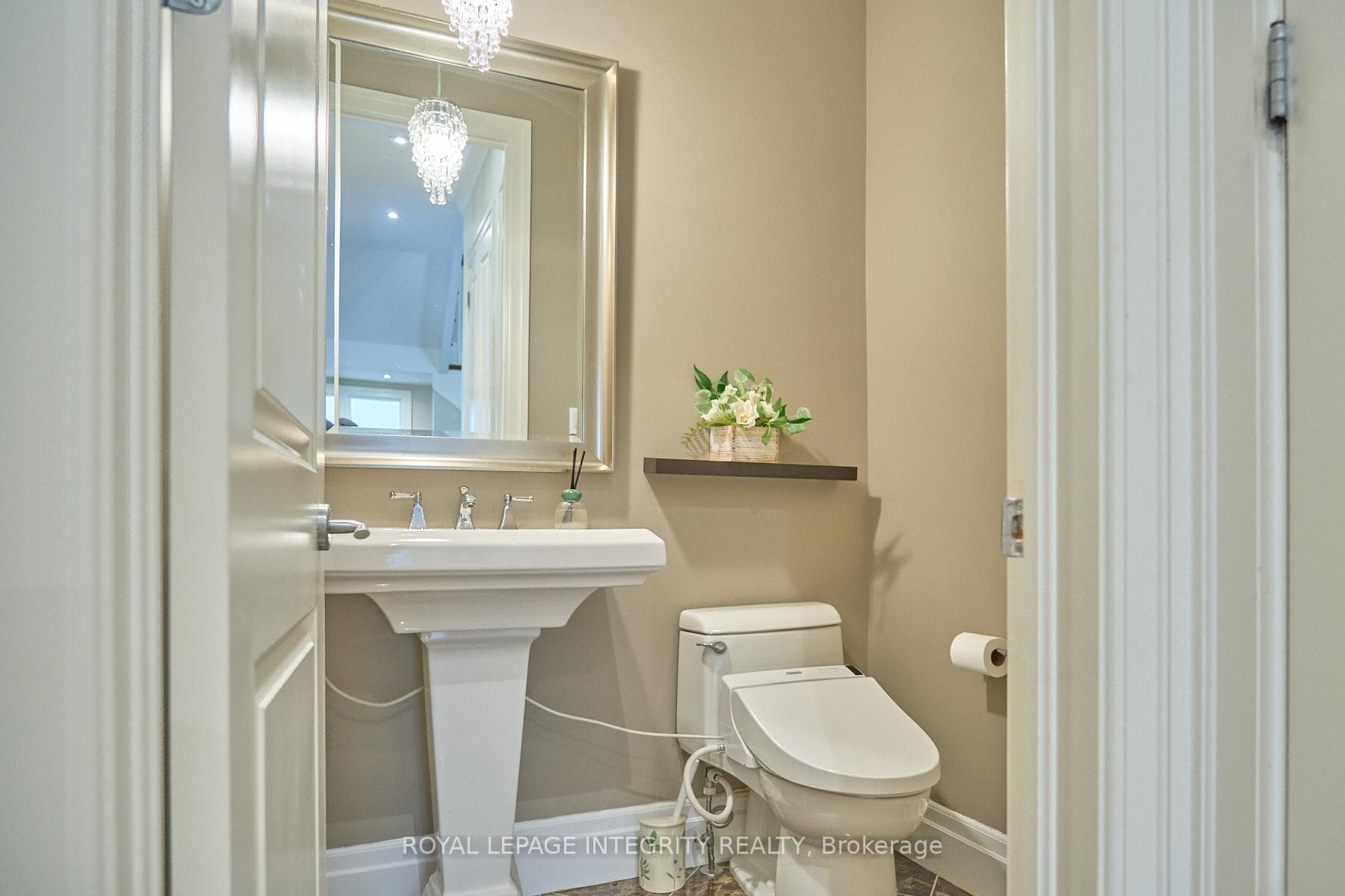 103 Black Maple Private photo 24