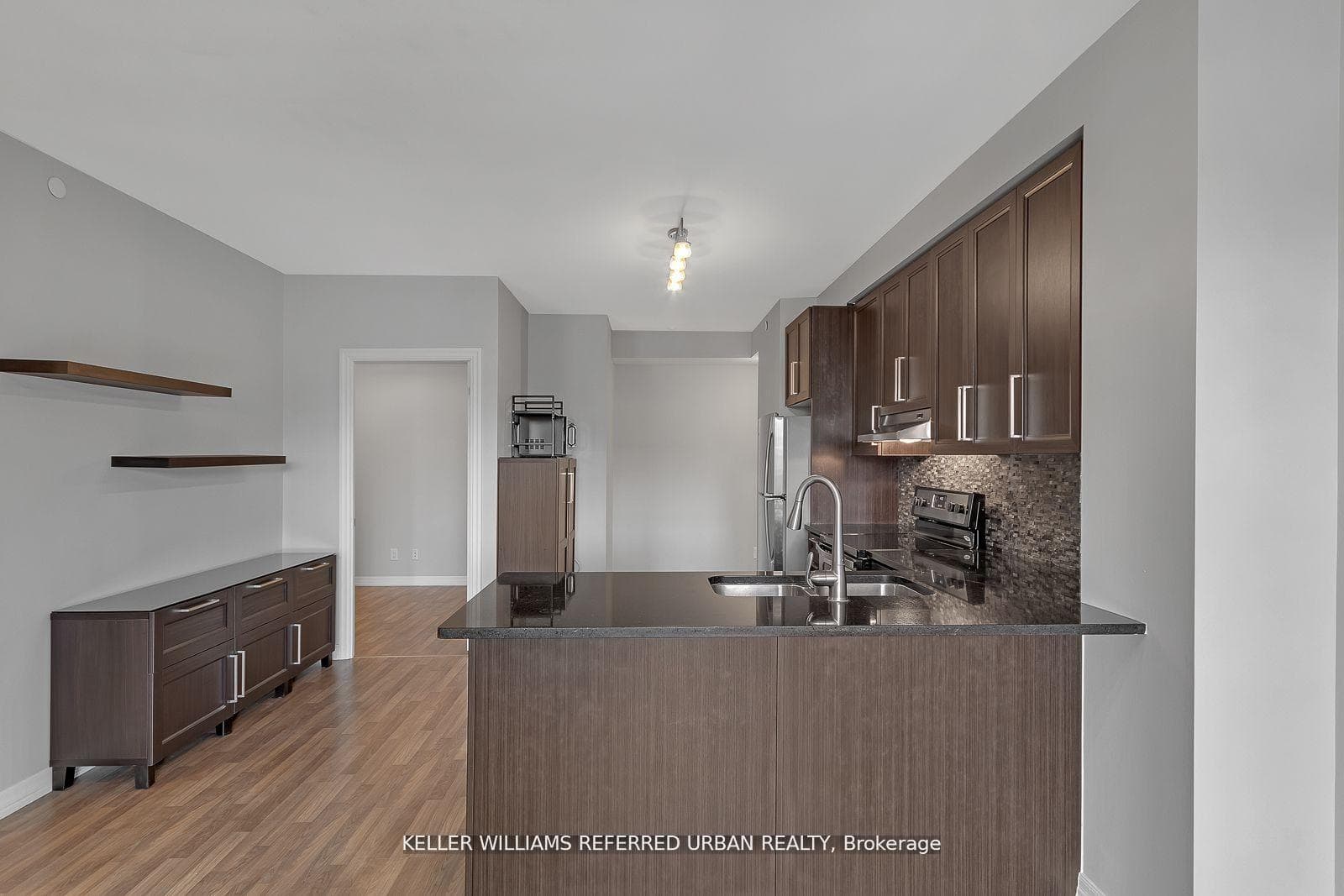 3563 Lake Shore Boulevard Unit 203 photo 4