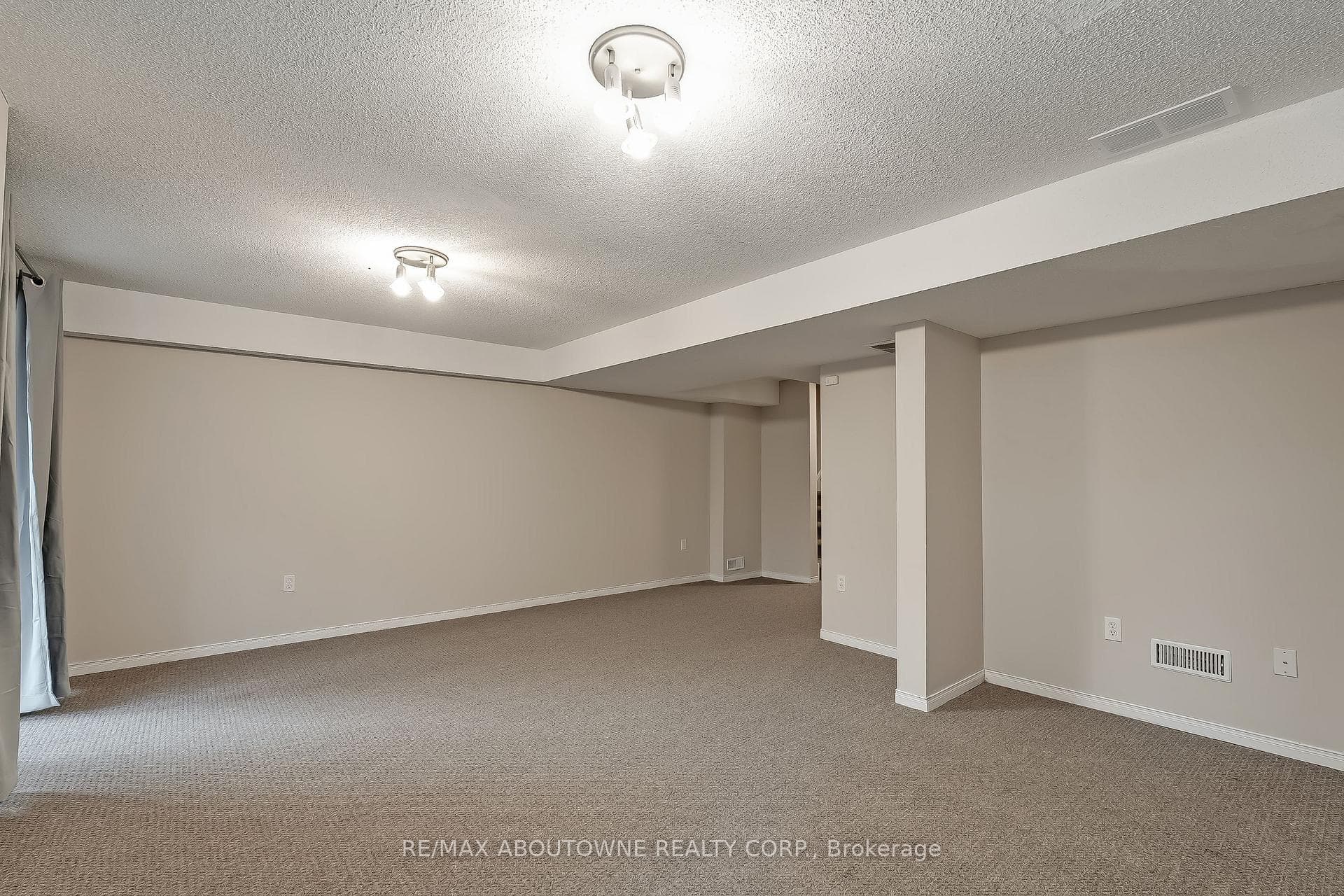 1290 Heritage Way Unit 20 photo 44