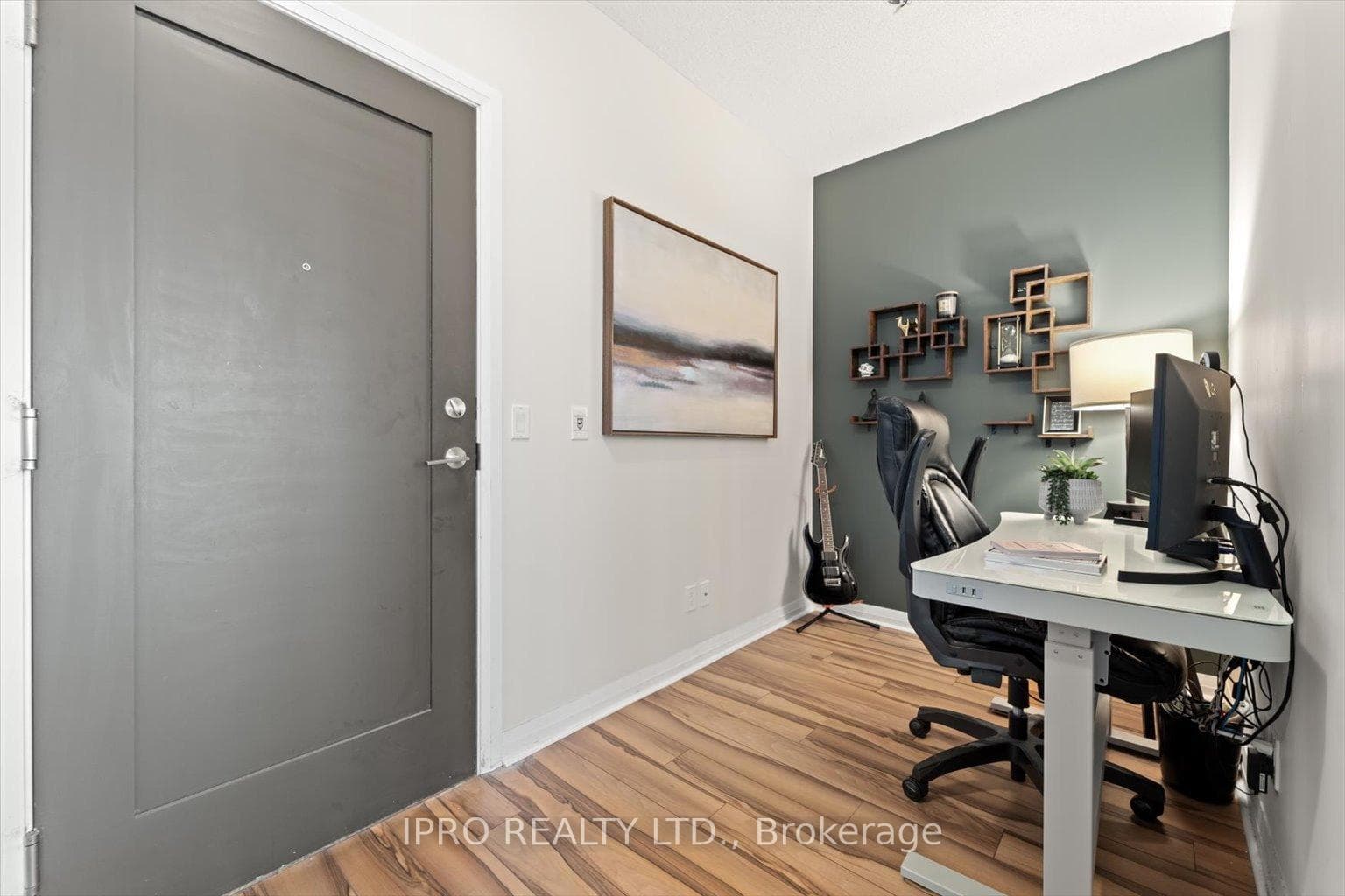 75 Eglinton Avenue Unit 1508 photo 3