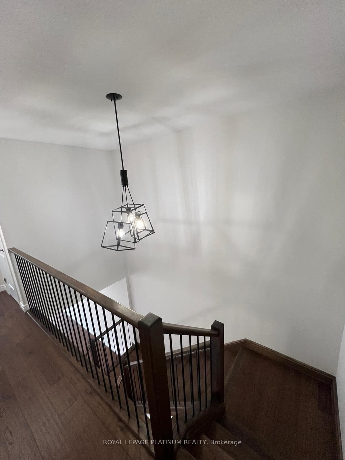 127 Winlow Way photo 8