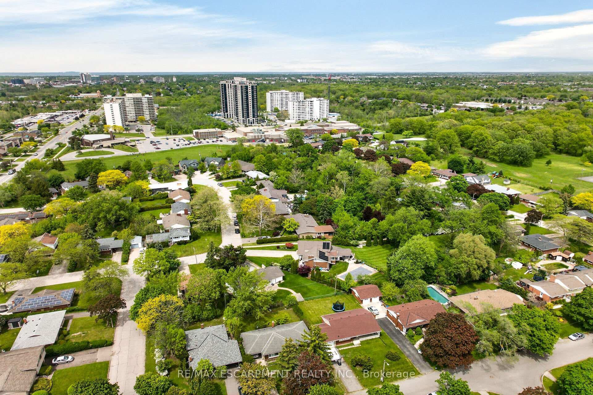 31 Larchwood Drive photo 50